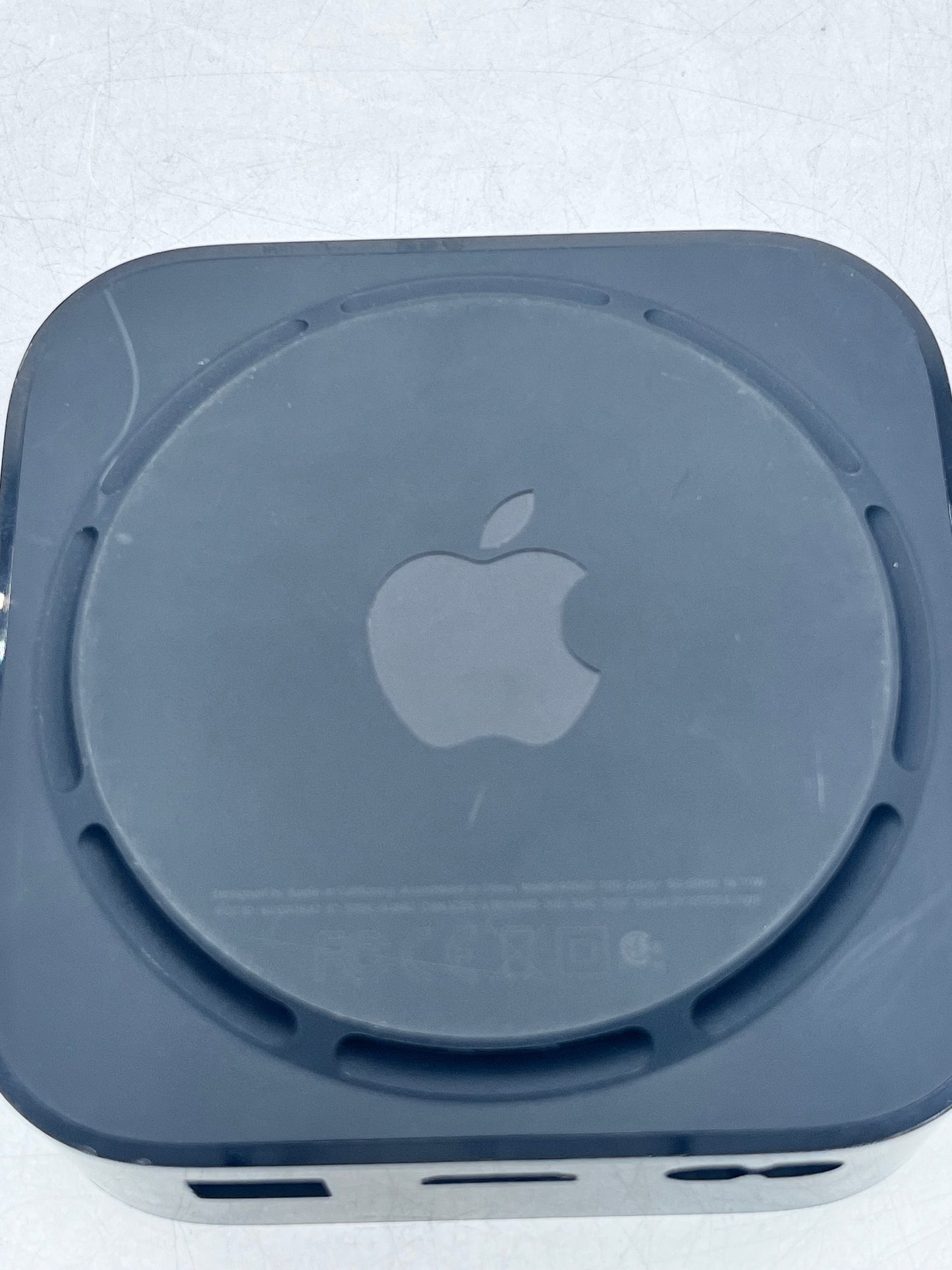 Apple TV 4K 32GB Wi-Fi A1842 - Black