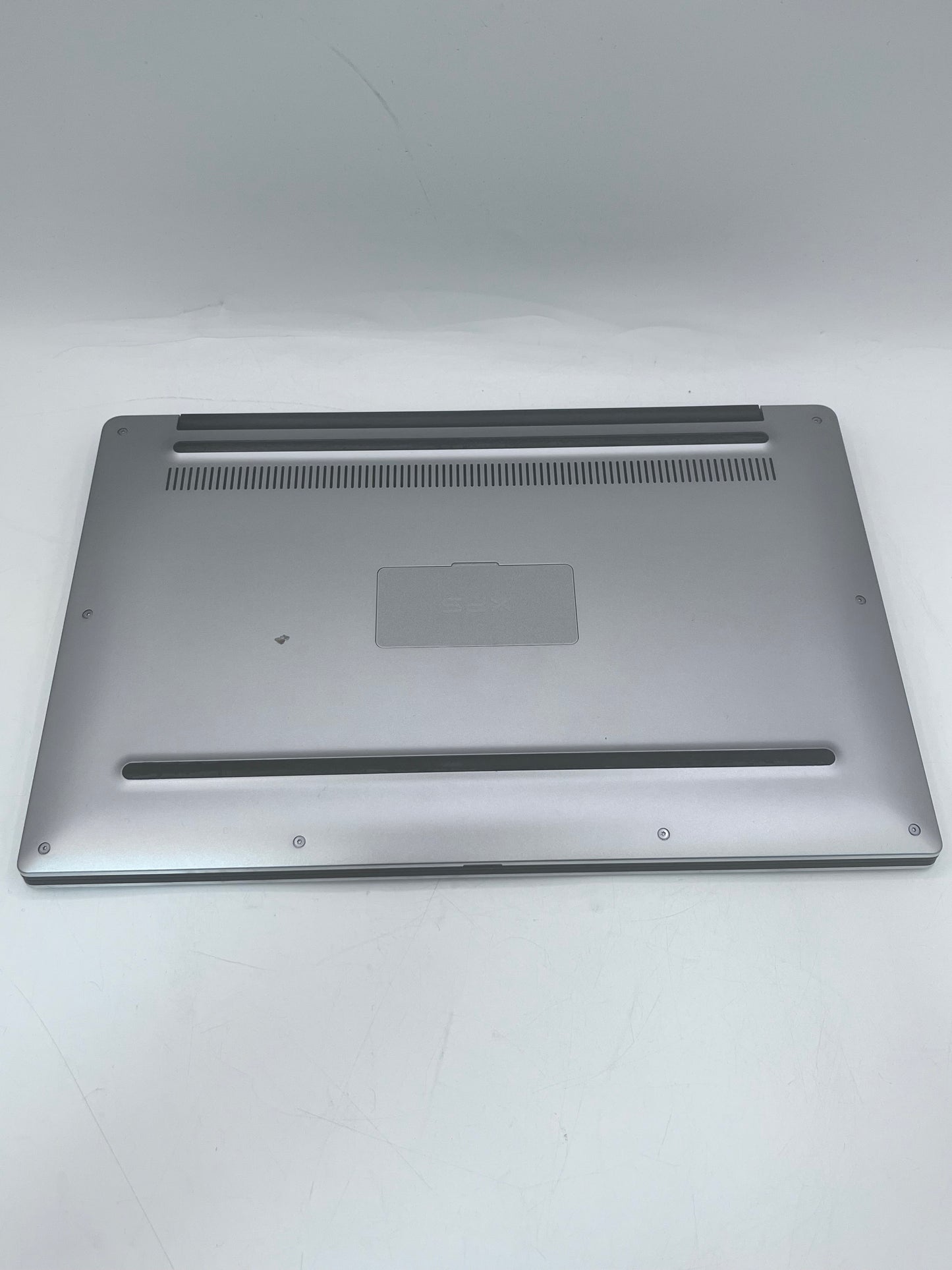 Dell XPS 13 9343 13" Core i3 5th Gen 4GB 128GB Black