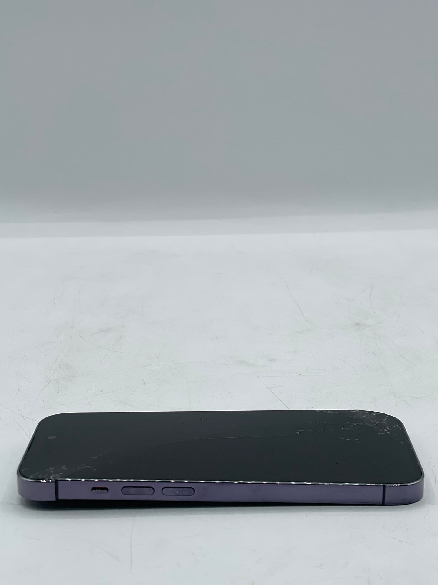 Unlocked Apple iPhone 14 Pro 256GB - A2650 NQ1D3LL/A - Purple