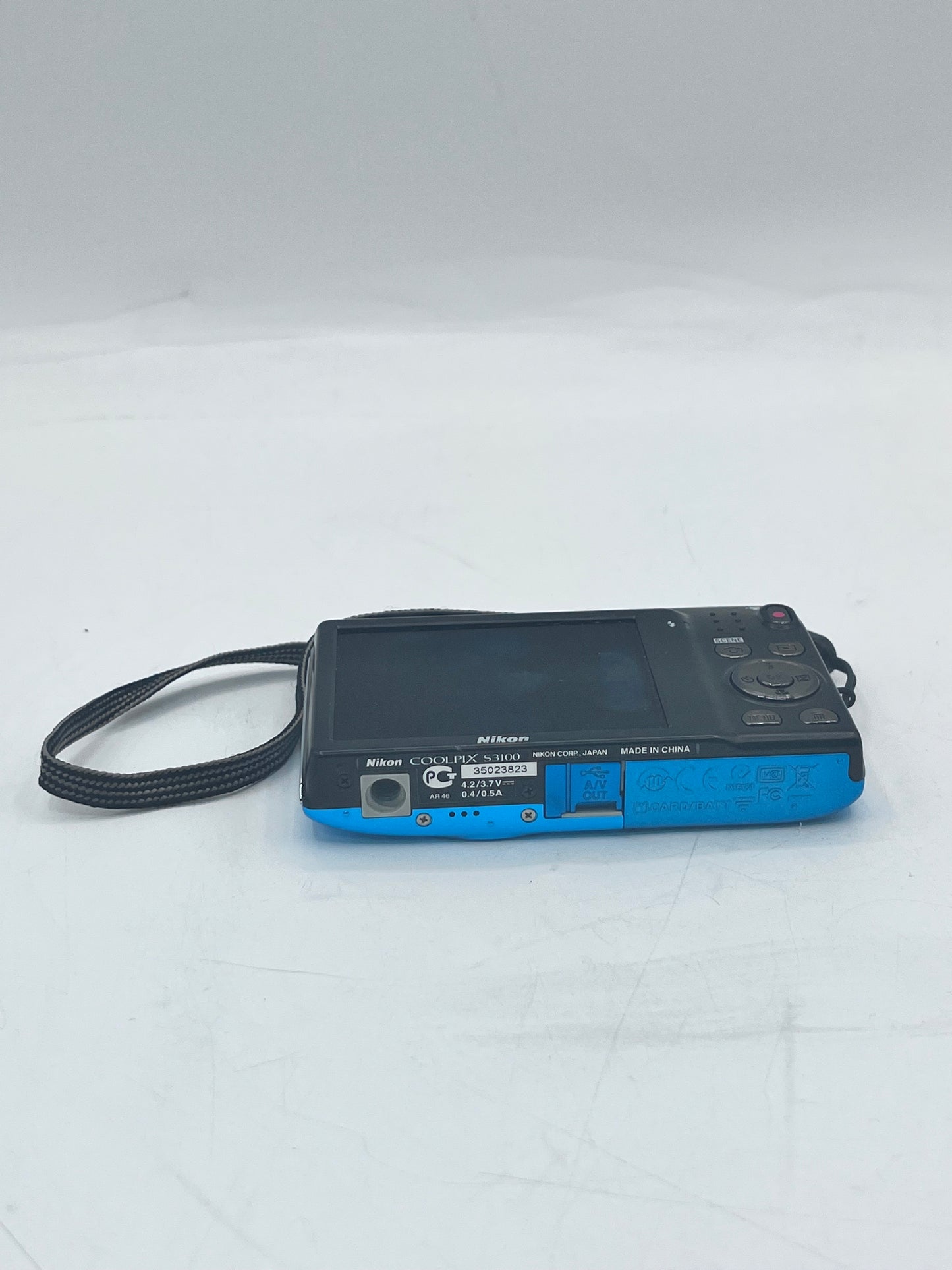 Nikon COOLPIX S3100 Oriental Blue Digital Camera w/ Batt, Charger Tested Free Shipping