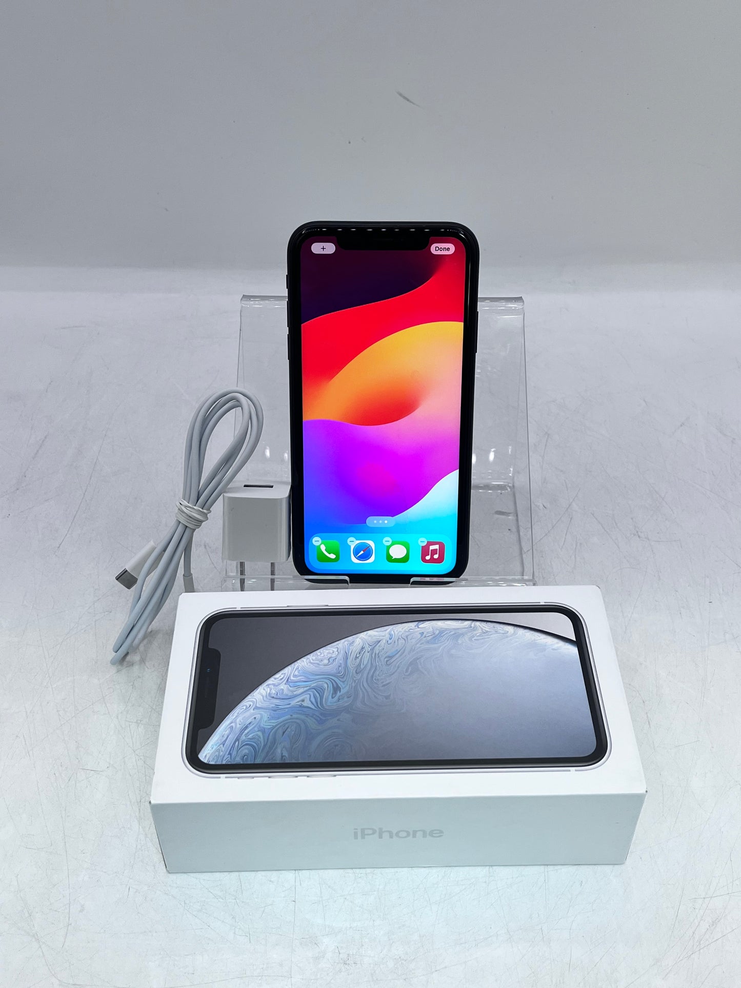 Unlocked  Apple iPhone XR MT3K2LL/A A198464GB Black - Black