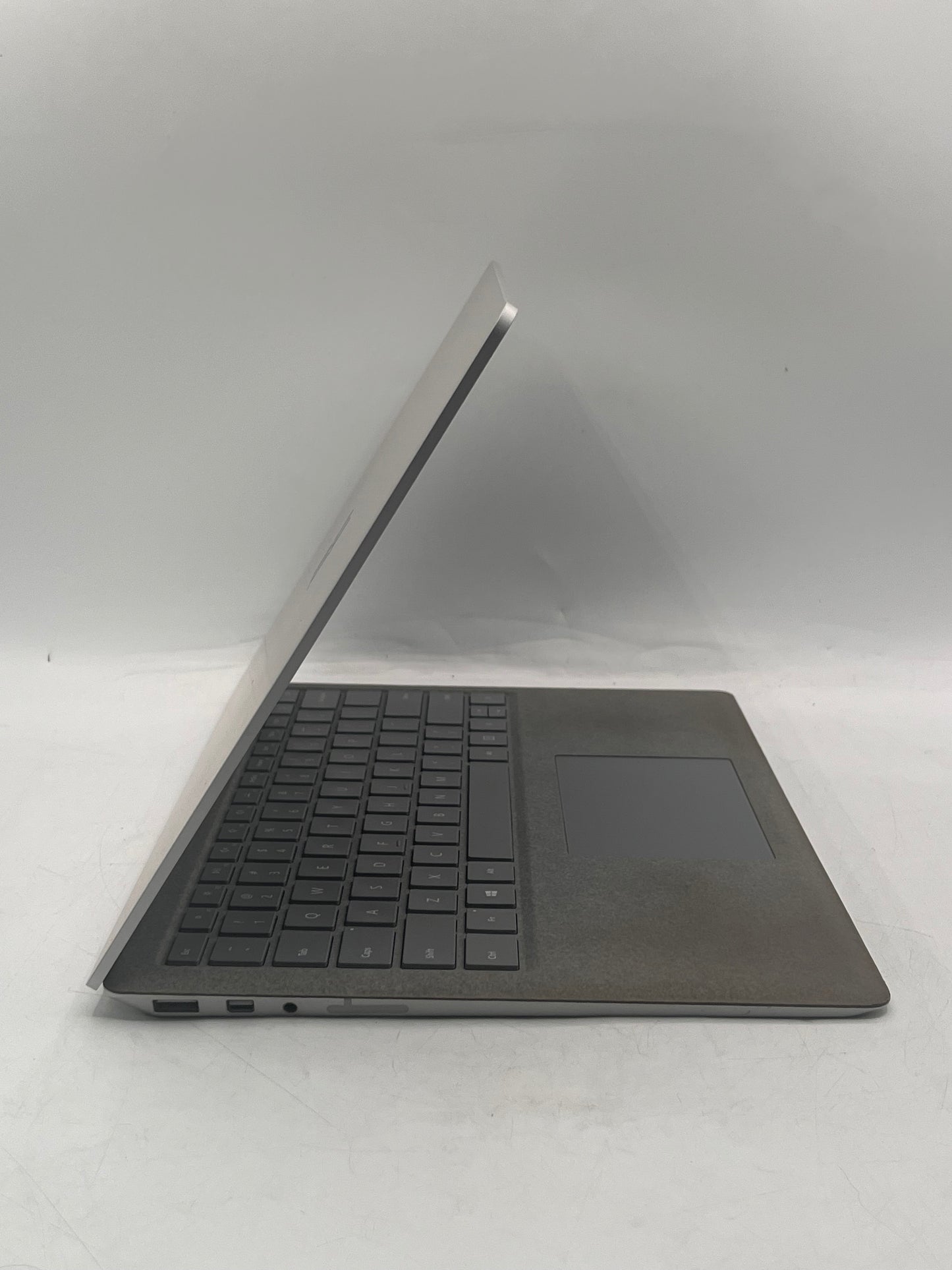 Microsoft 1769 Laptop Core i7-7660U 16GB 512GB 12" w/ charger Silver