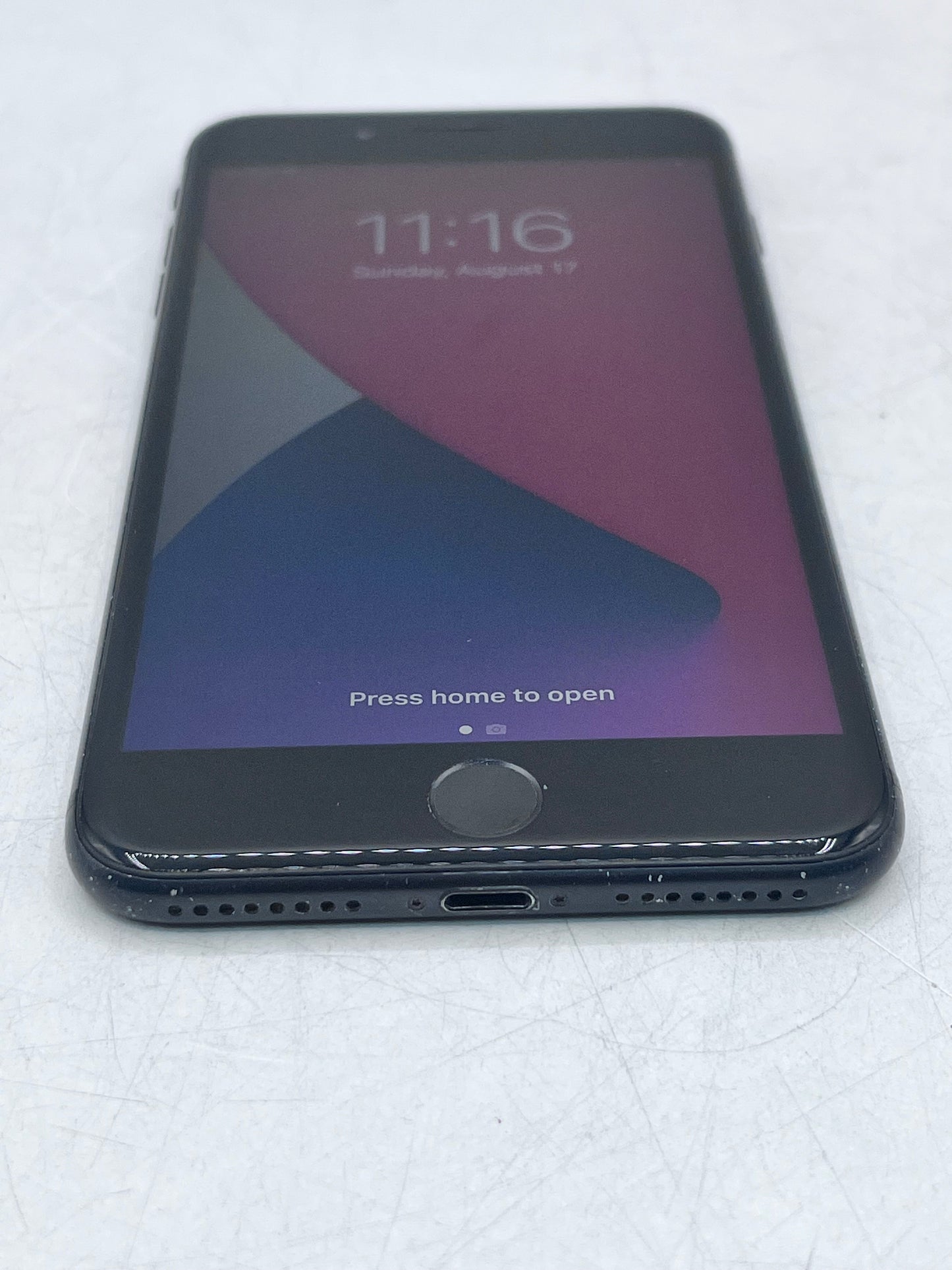 Unlocked Apple iPhone 7 Plus A1661 MNR52LL/A 3 GB 32GB - Jet Black