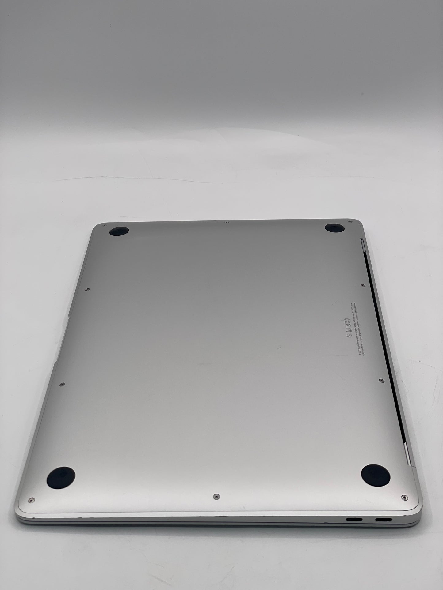 2020 Apple MacBook Air 13.3" M1 7C 8GB 128GB A2337 REMOTELY MANAGED