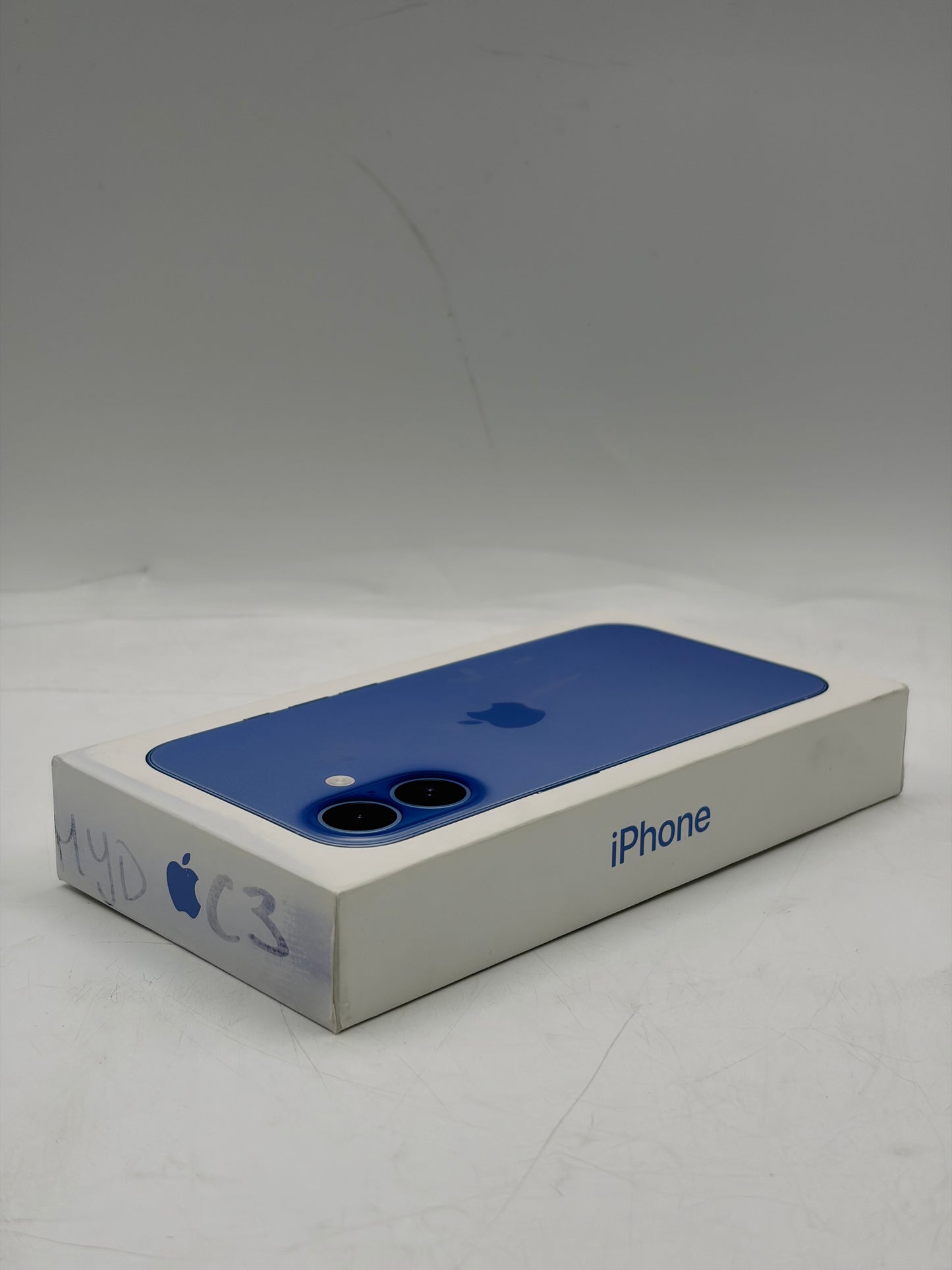 Unlocked Apple iPhone 16 128GB Ultramarine A3081 MYDC3LL/A BRAND NEW!