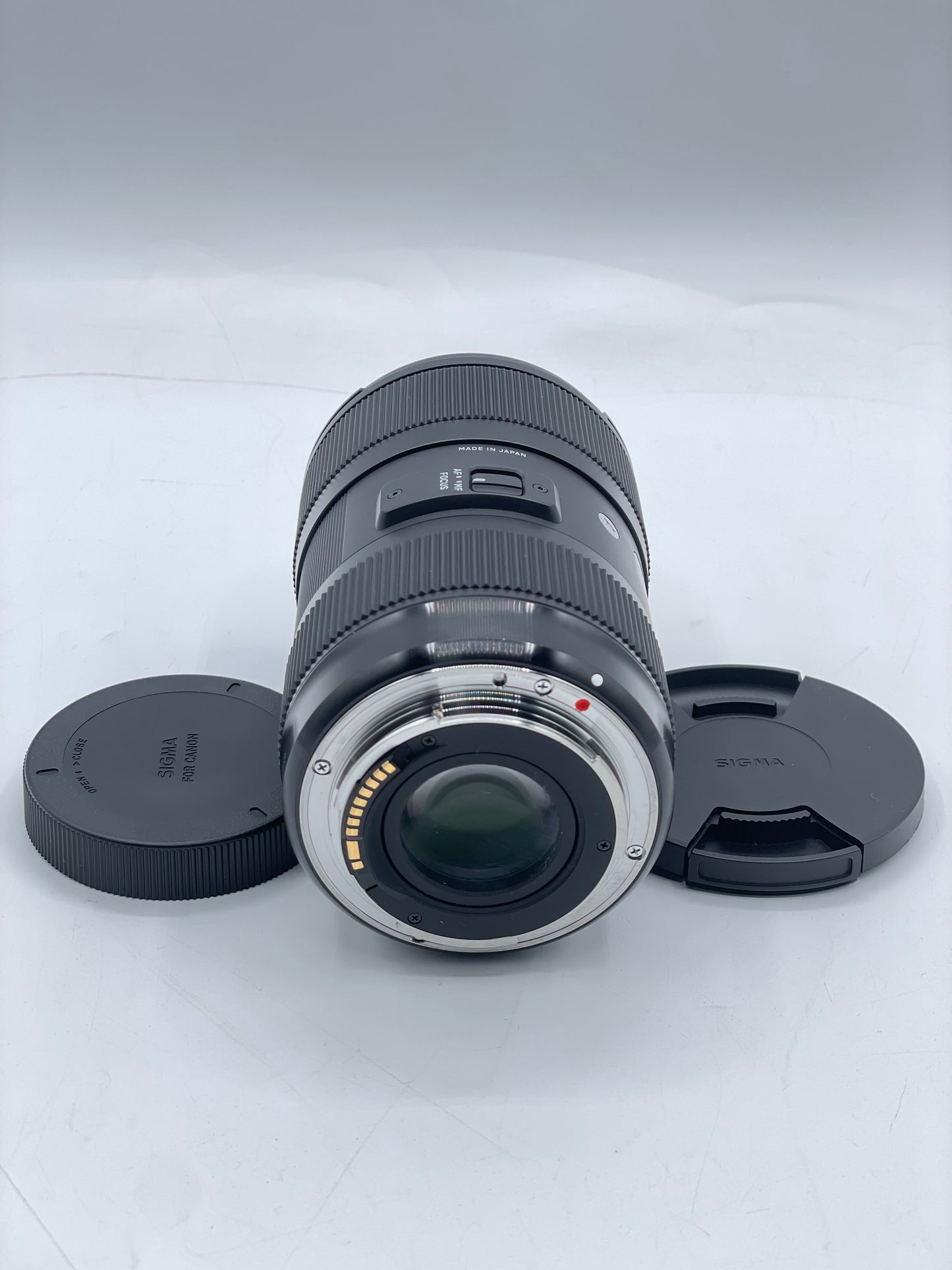 Sigma 18-35mm f/1.8 18-35mm f/1.8 Lens for Canon EF-Mount