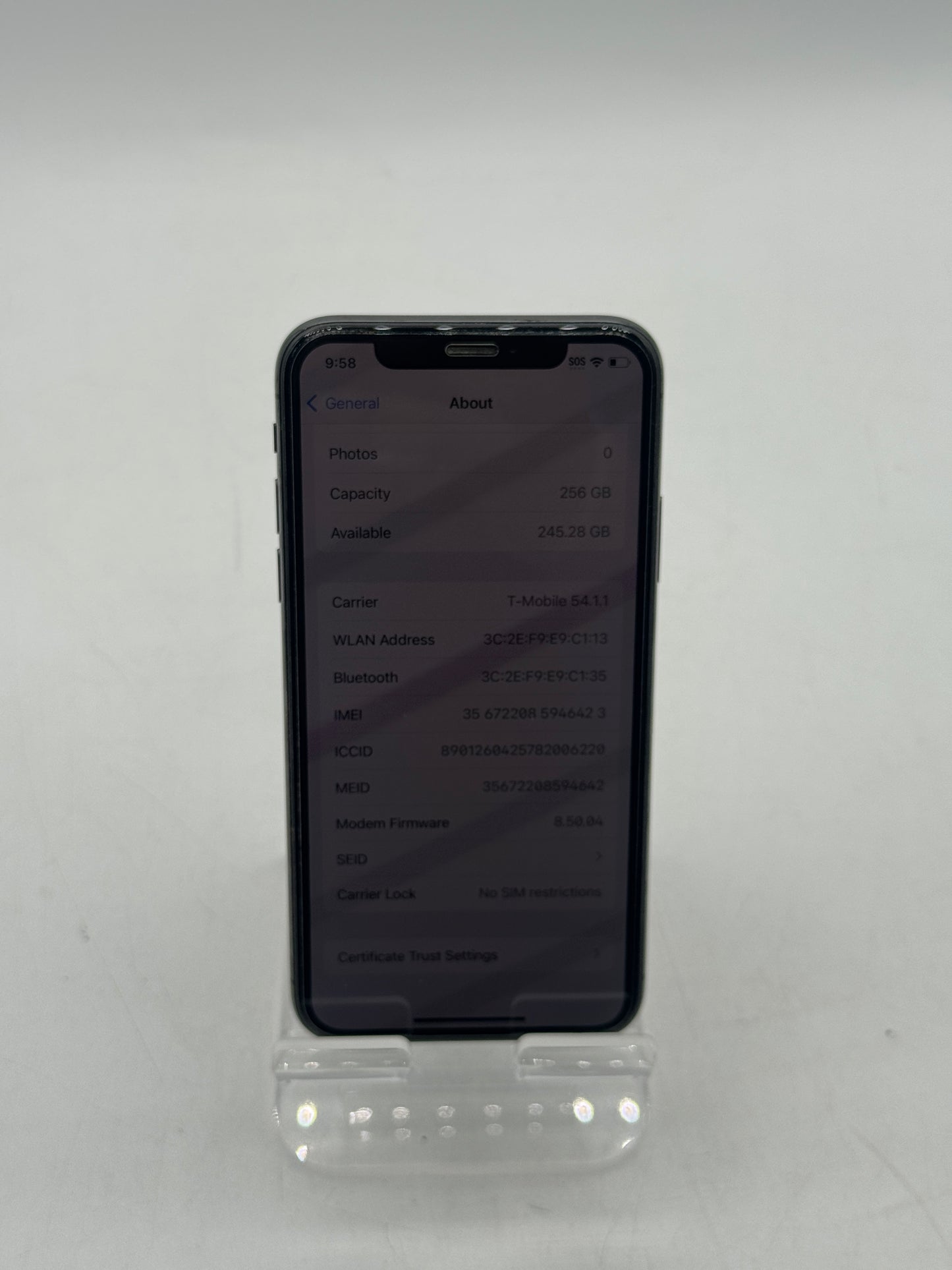 Unlocked Apple iPhone X 256GB A1865 MQA82CH/A Space Gray Battery Health 82%