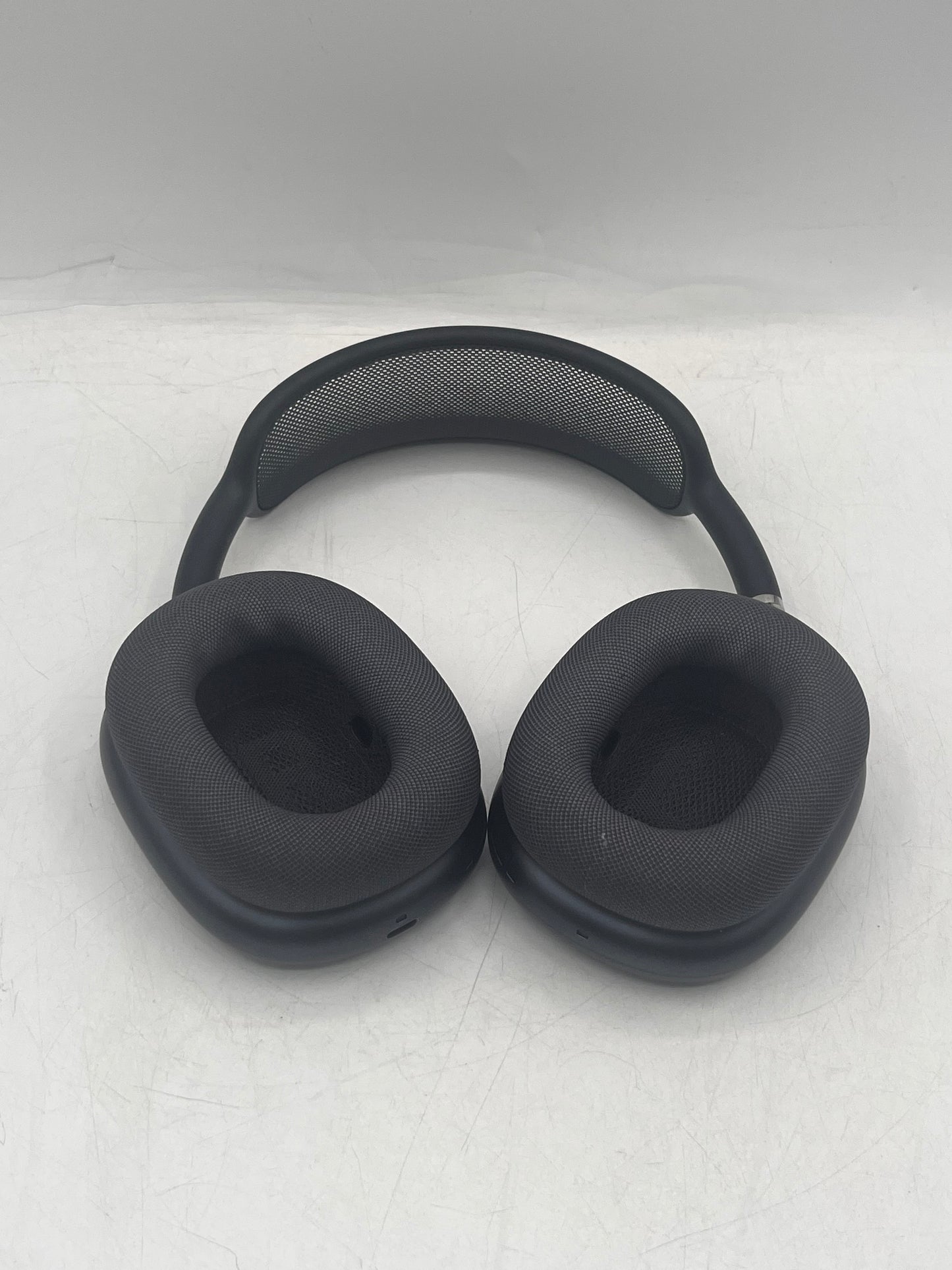 Apple AirPods Max 2 Wireless Over-Ear Headphones USB-C Midnight MHWK4AM/A A3454
