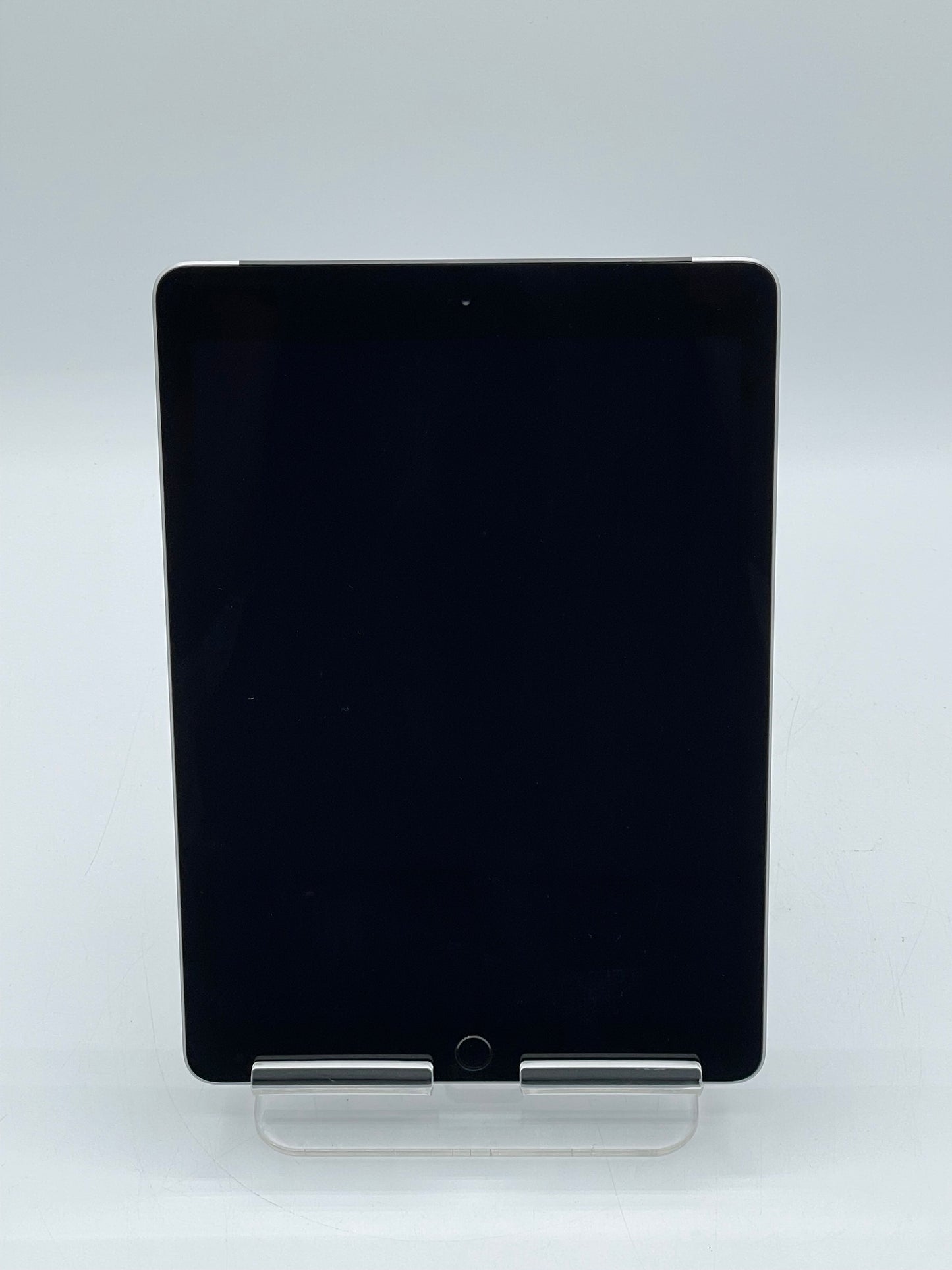 Unlocked Apple iPad 5th Gen A1823 Black 32GB A1823 MP1M2LL/A