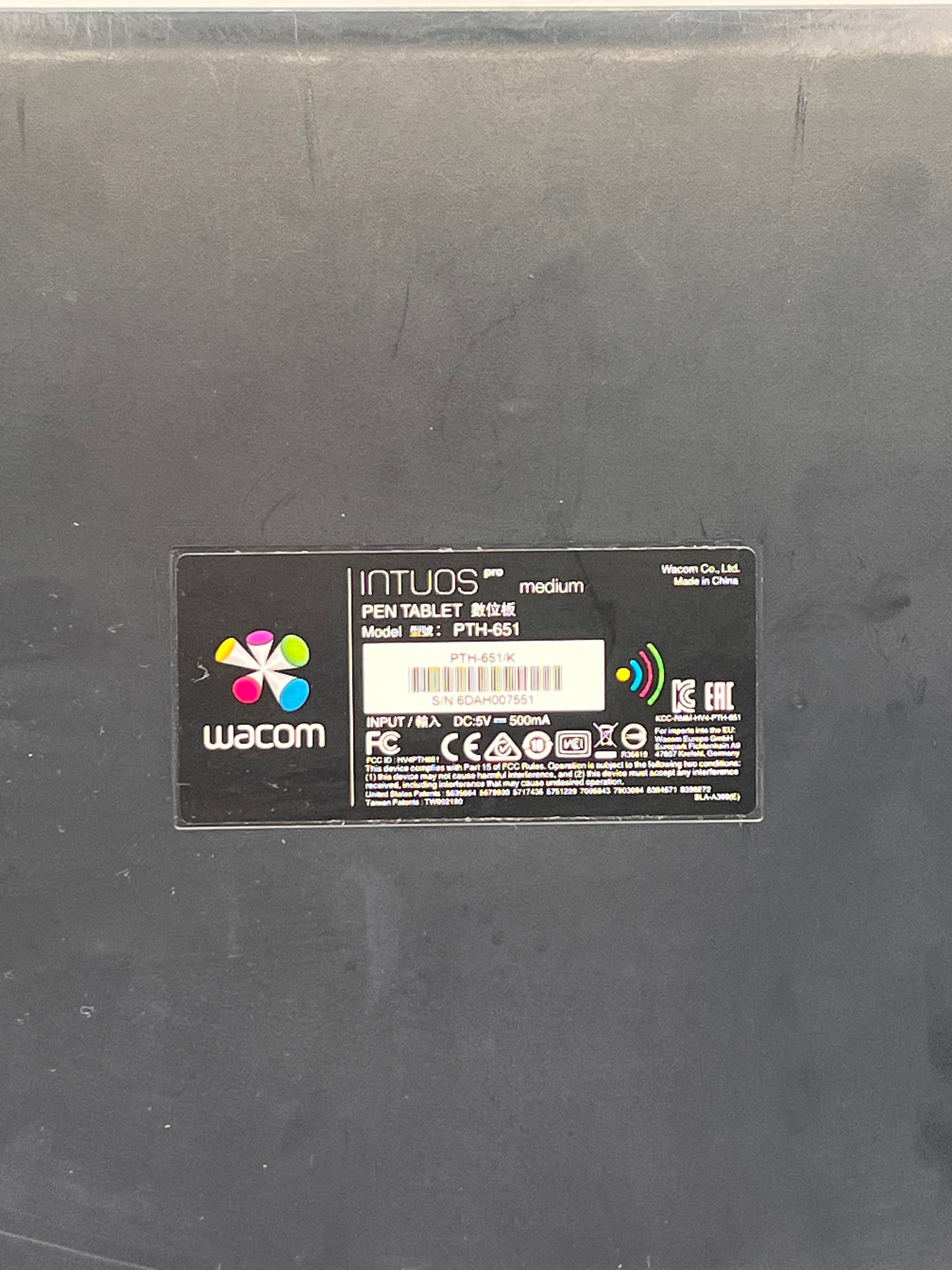 Wacom PTH-651 Intuos Pro Medium Creative Pen & Touch Tablet Exc
