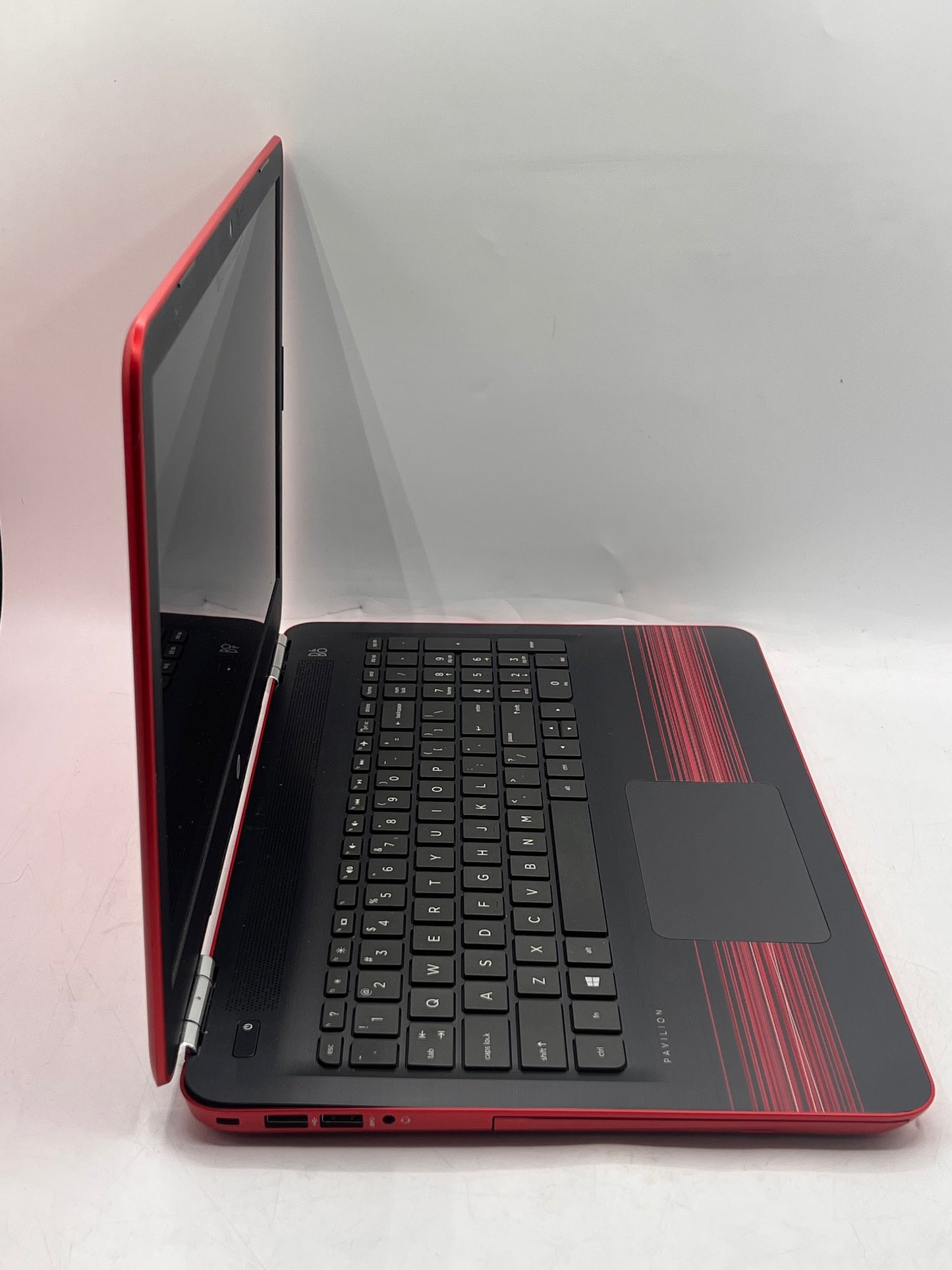 HP Pavilion 15-au0000 14" Laptop AMD Ryzen 5 16GB 512GB