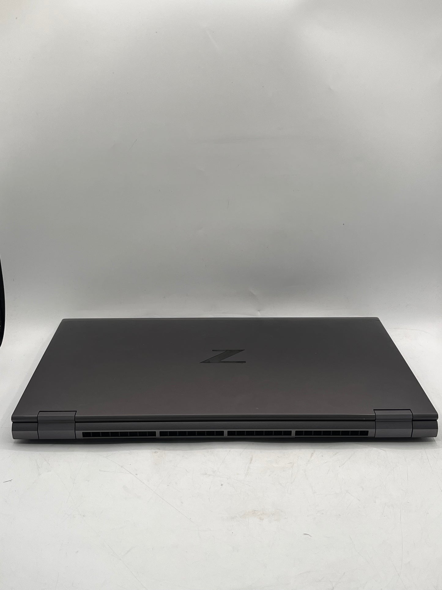 HP ZBook Fury G8 17.3" Core i7 11th Gen 32GB 512GB Laptop Gray