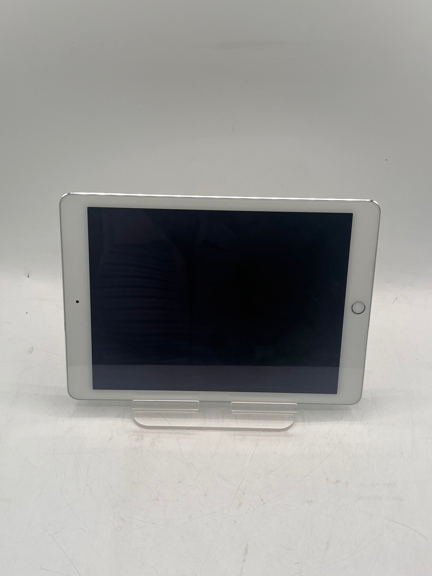 2014 Apple iPad Air (2nd Gen) A1566 32GB WiFi White