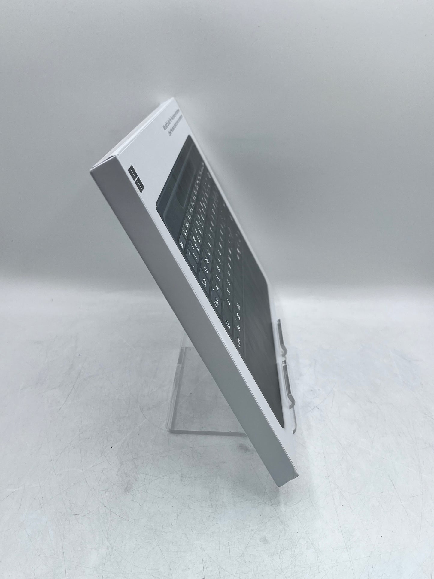 Microsoft Surface Pro Flex Keyboard - Black with Bold Keyset - Wireless