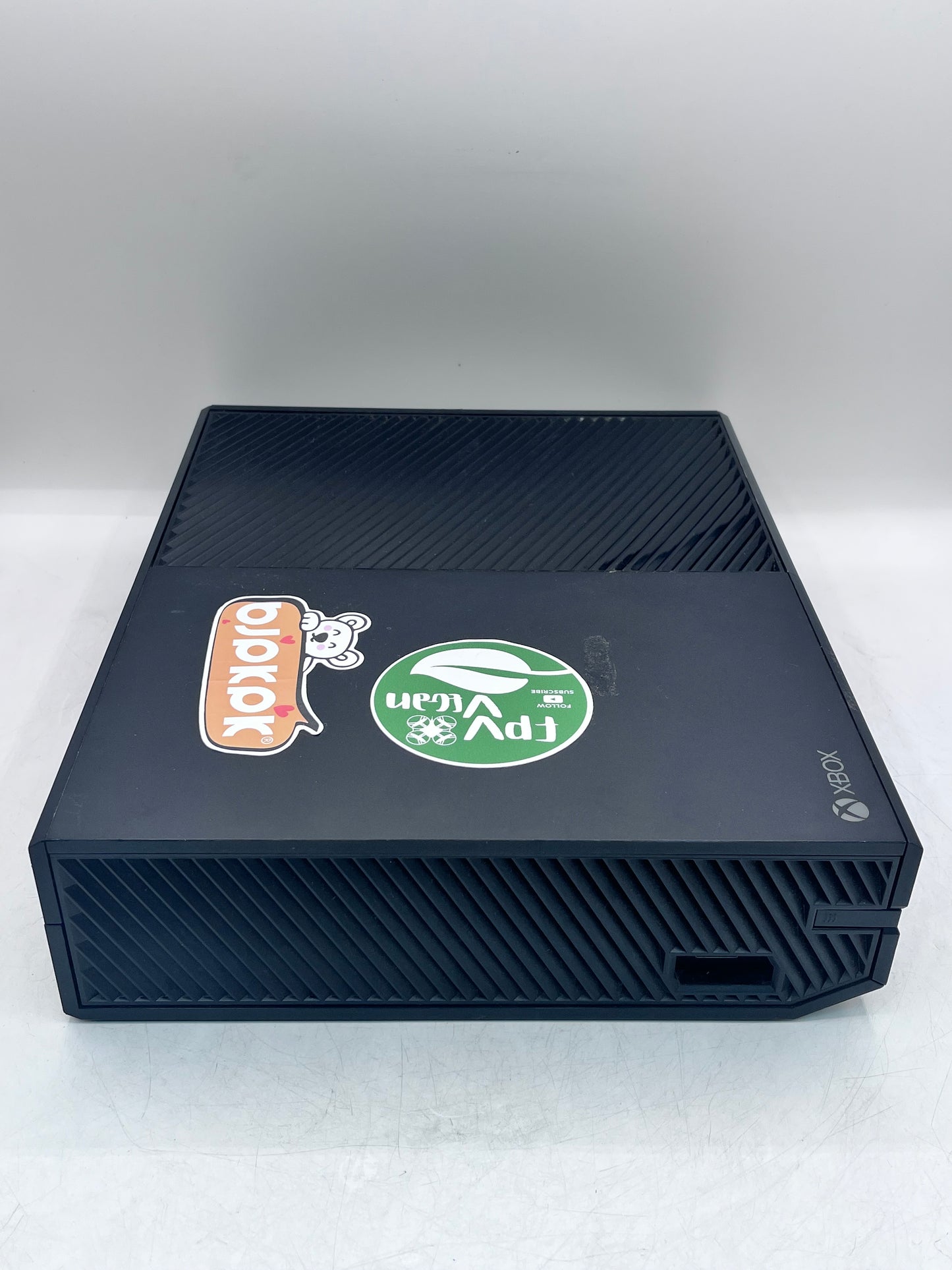 Microsoft Xbox One 2013 Model 1540 500GB Bundle