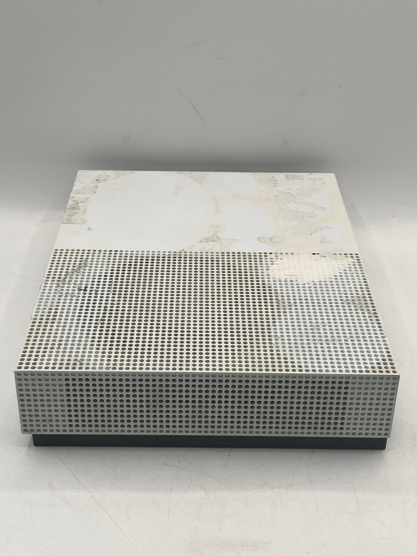 Microsoft Xbox One S (1681) 2016 1TB White Video Game Console