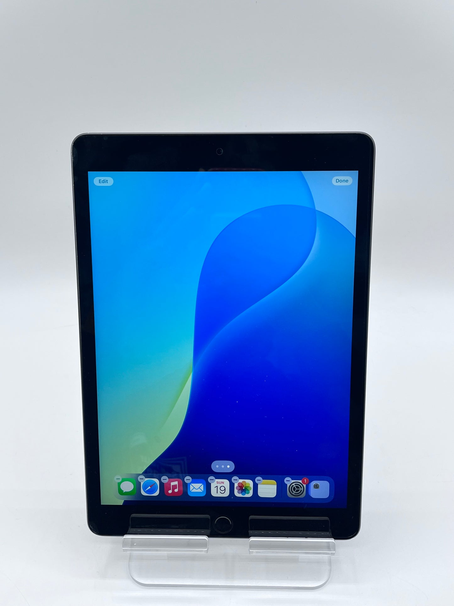 WiFi Only Apple iPad 9th Gen 64GB  MK2K3LL/A A2602 - Space Gray