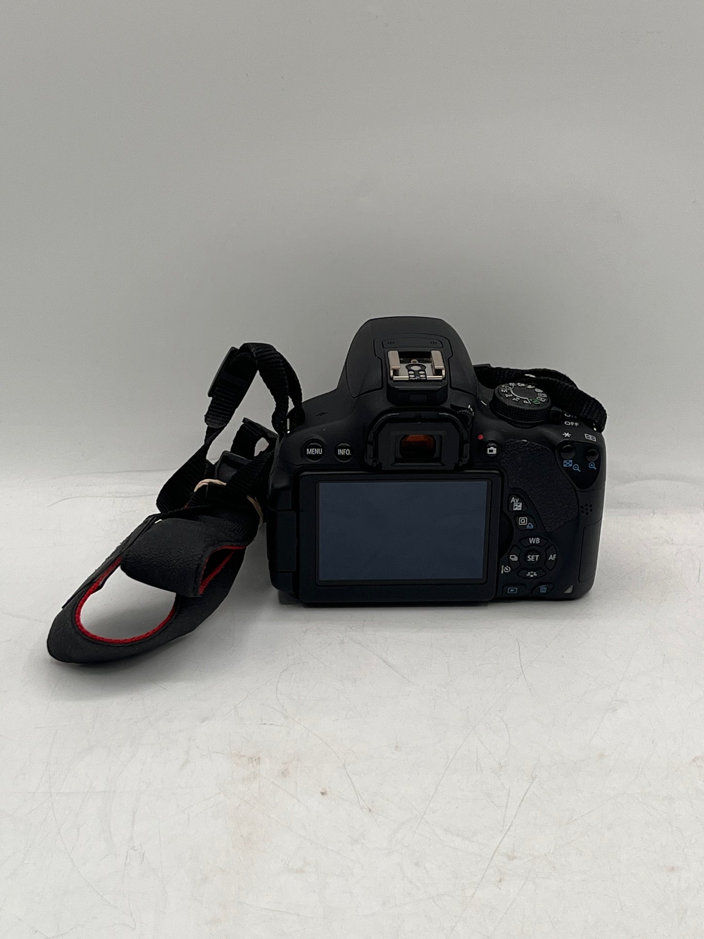 Canon EOS Rebel T5i Digital Camera - Black