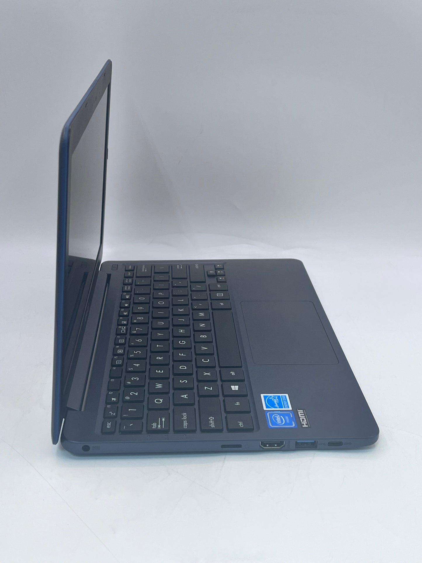 Asus E203M Notebook Intel Celeron N4000 11.6" Laptop - Blue READ