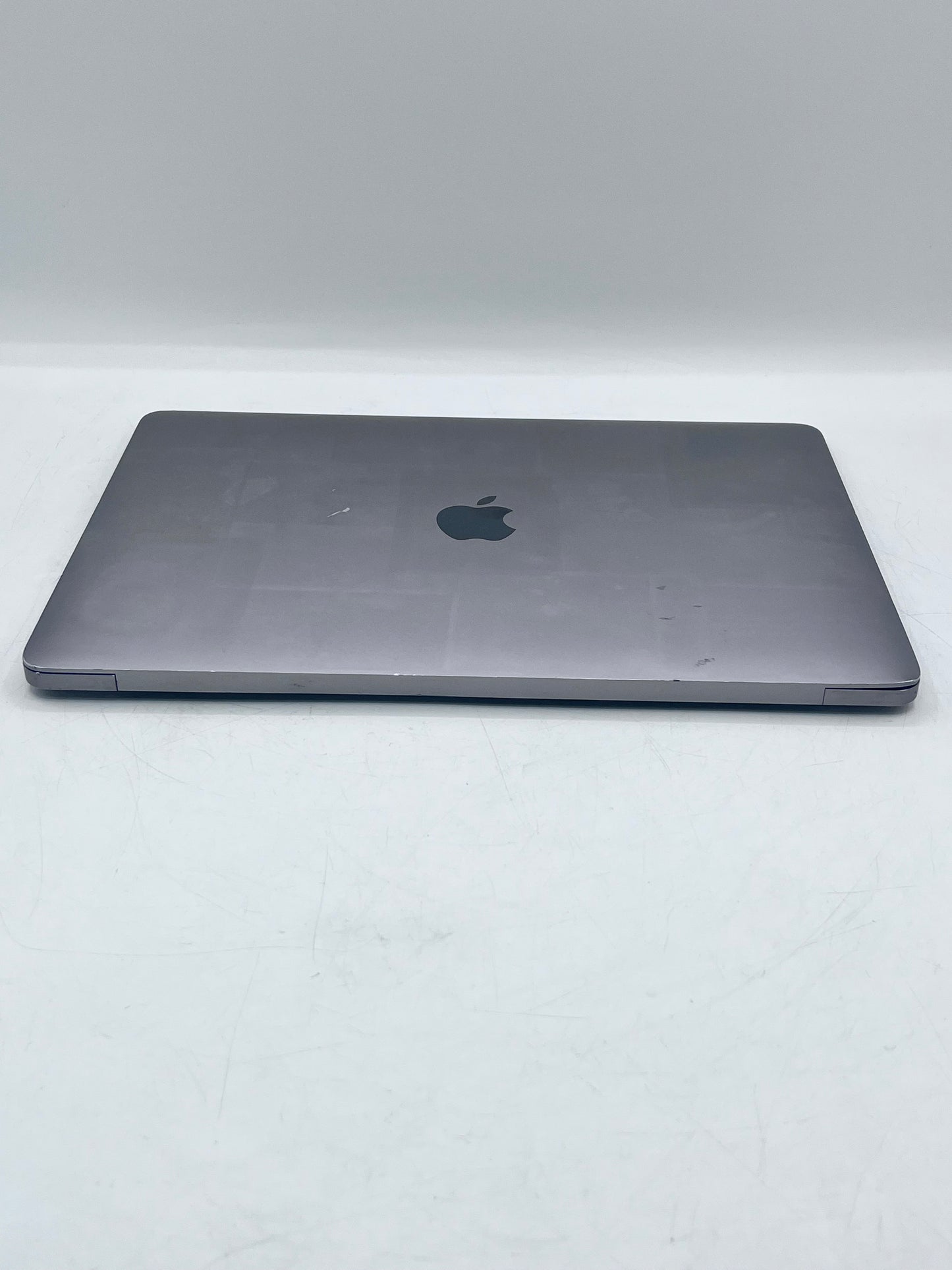 Apple MacBook AIR 13" 2018 A1932 Gray FOR PARTS AS IT IS DOES NOT TURN ON