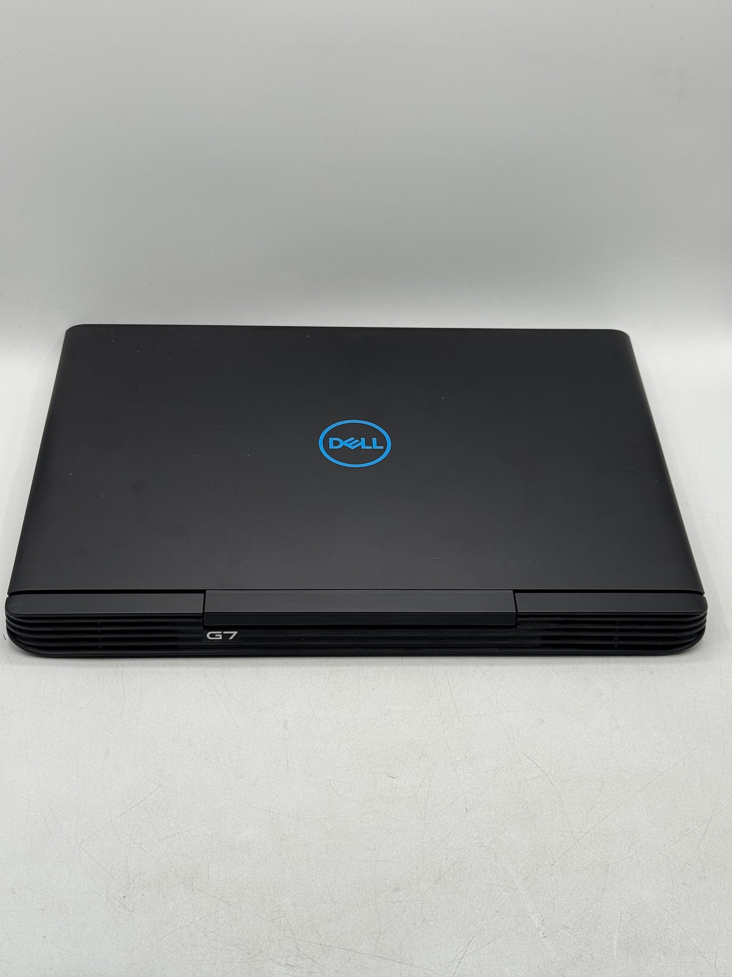 Dell G7 7588 15.6" i7-8750H 2.20 GHz 8GB 256GB GeForce GTX 1060 Max-Q Black READ