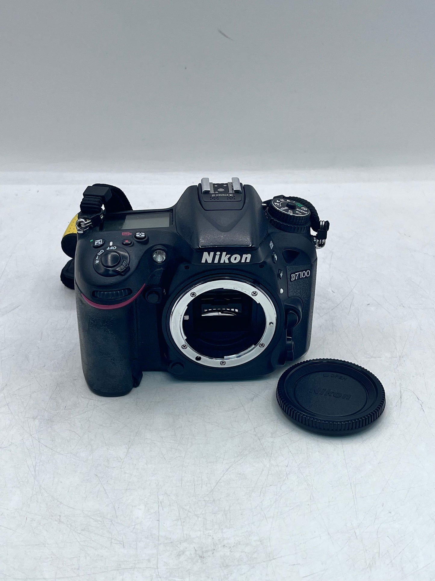 Nikon D7100 Digital Camera 24.1 MP - Black