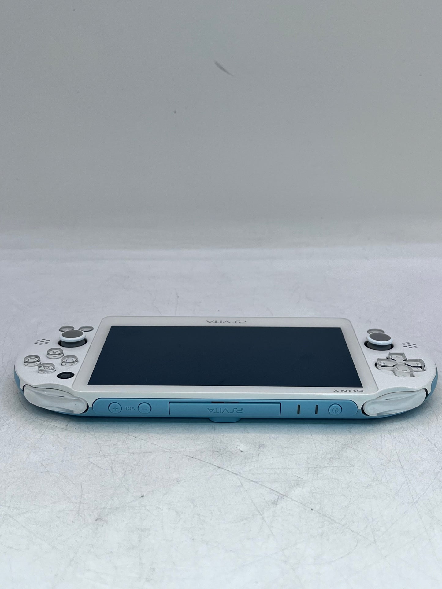 PS Vita PCH-2000 Sony Playstation Console Silver Free Shipping !