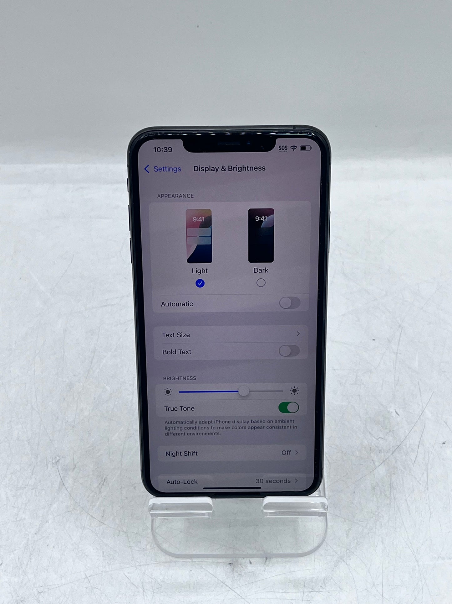Unlocked Apple iPhone XS Max 64GB Space Gray A1921 MT6F2LL/A