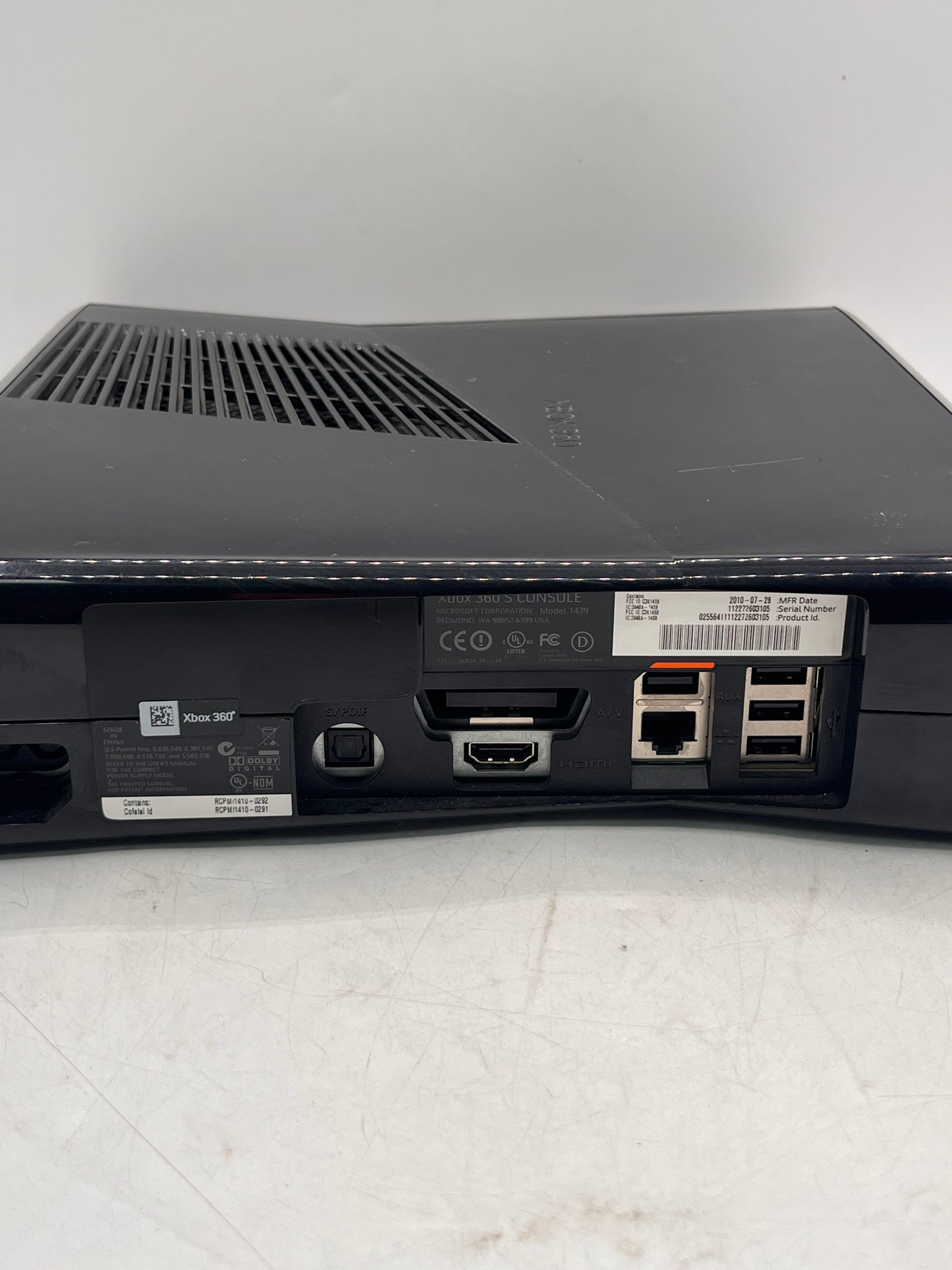 Microsoft Xbox 360 S (1439) 2010 250GB Black Video Game System