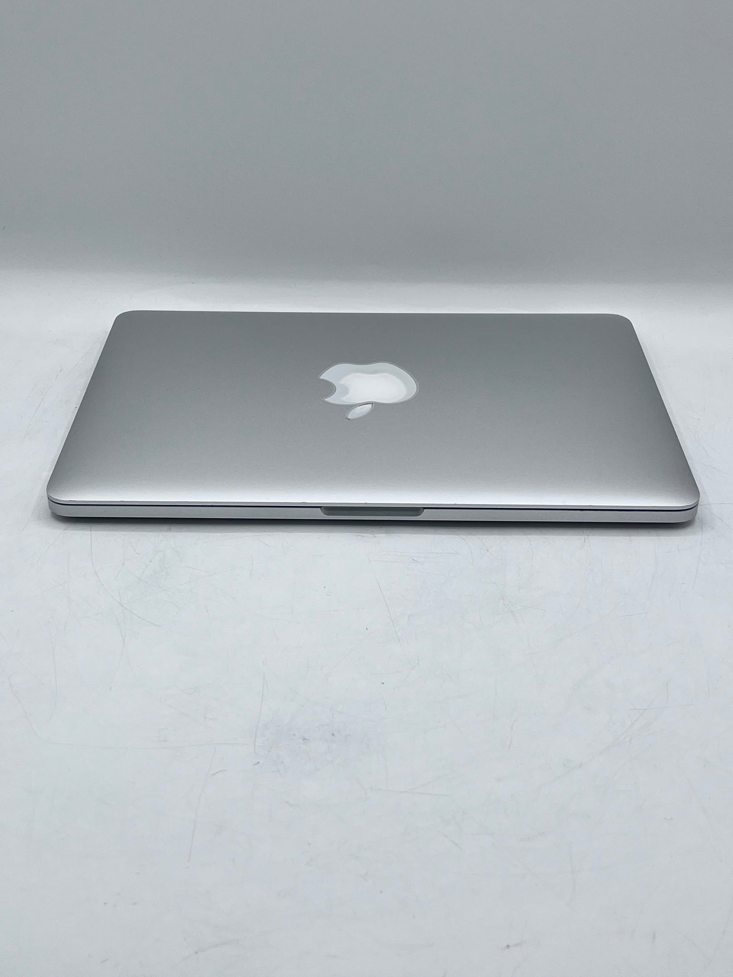 Apple MacBook Pro 13" A1502 (2015) - Core i5, 8GB RAM, 128GB SSD, Silver