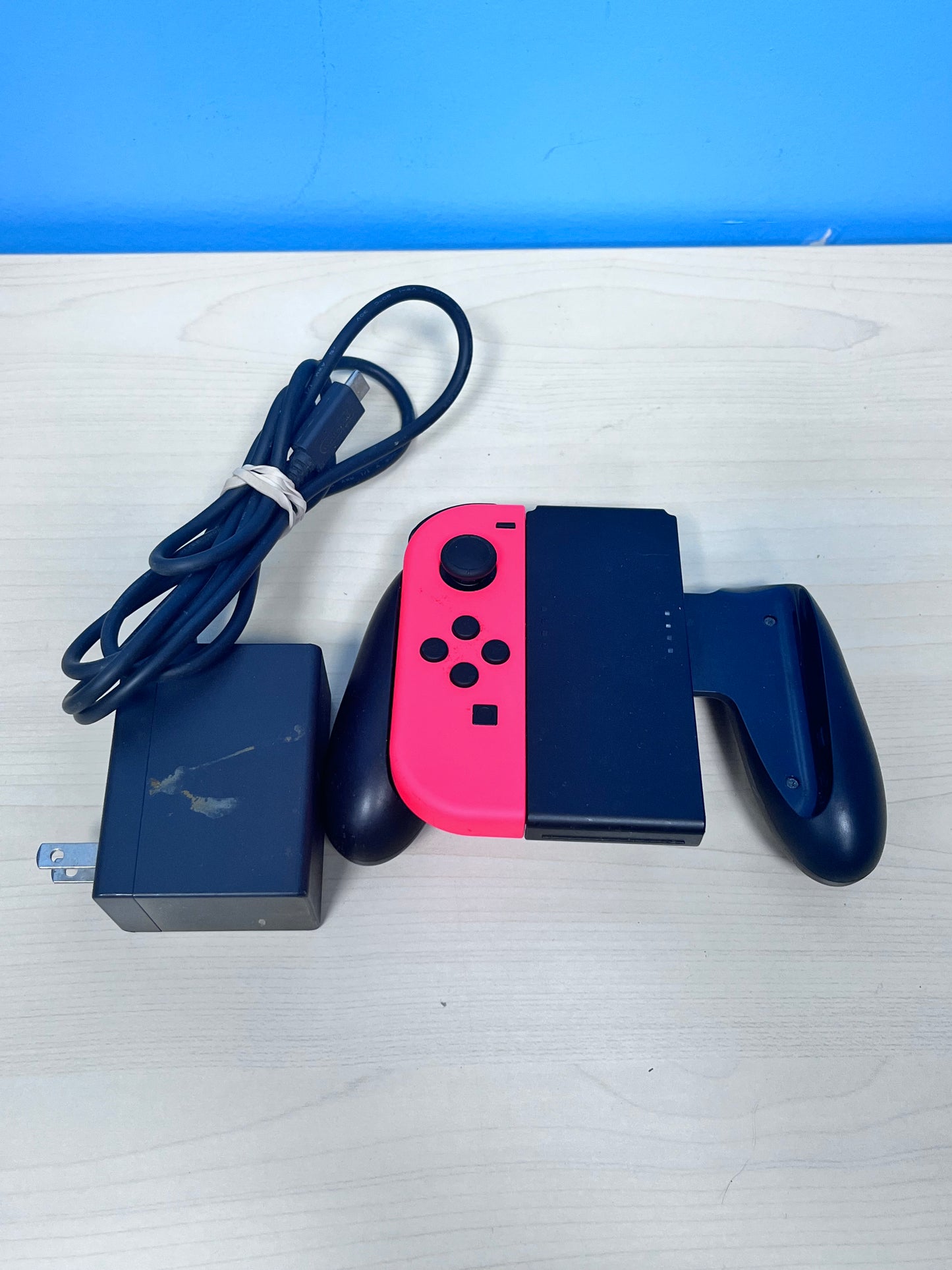 Nintendo Switch HAC-001 Handheld Video Game Console 32GB
