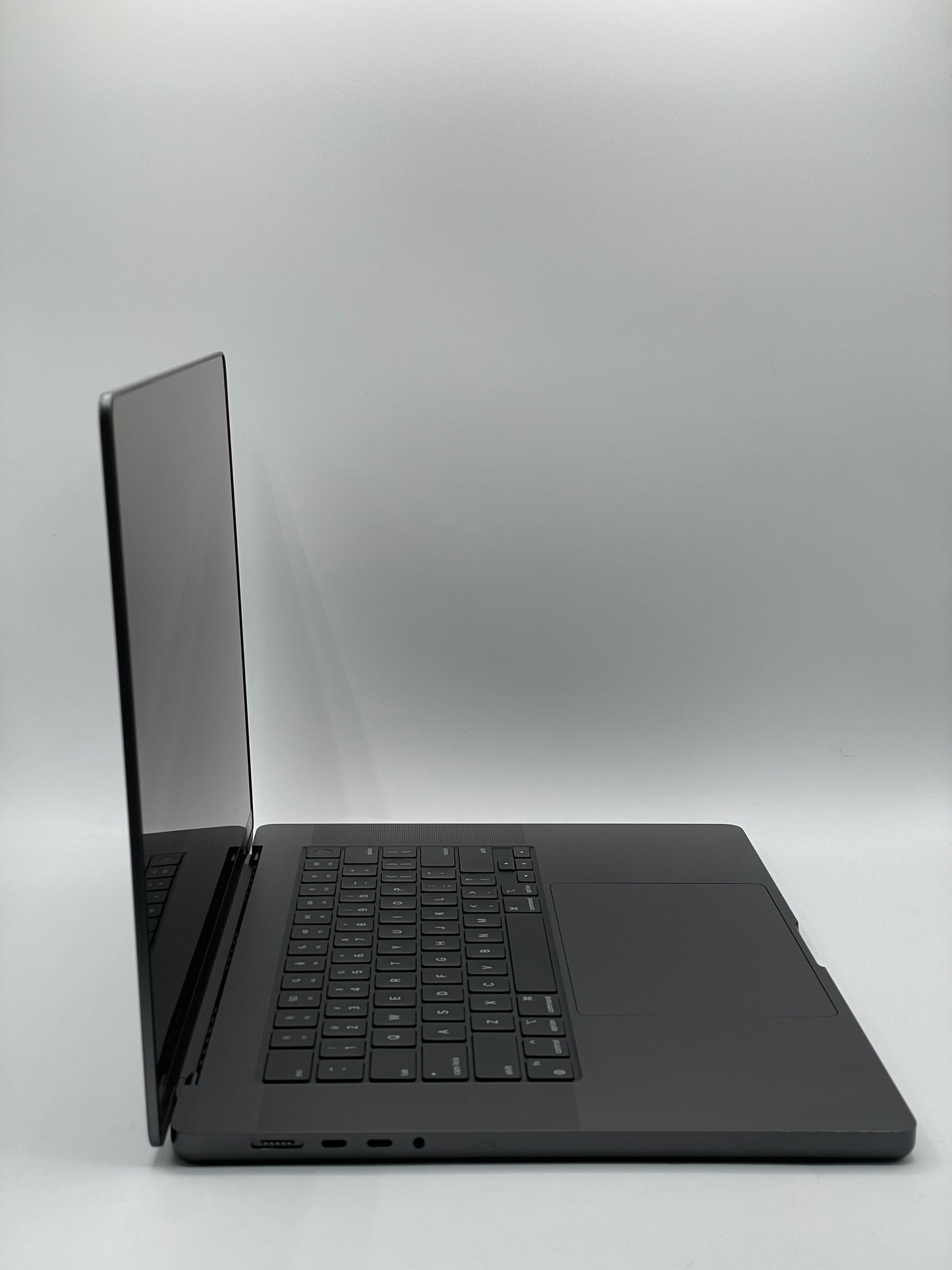 2023 Apple MacBook Pro 16" 12C M3 Pro 18C GPU 18GB 512GB A2991 REMOTELY MANAGED