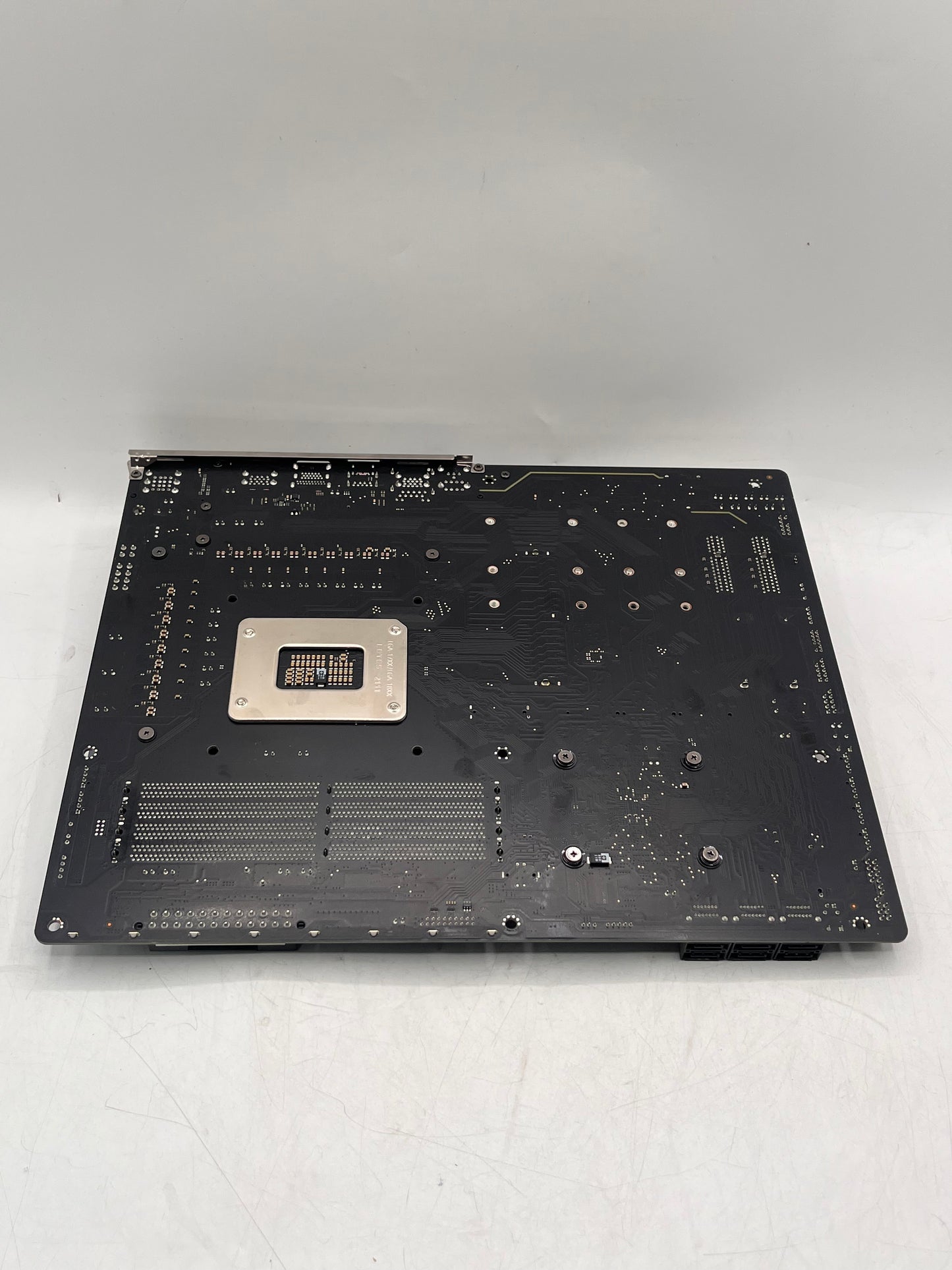 Gigabyte Z690 AORUS Elite AX DDR4 Motherboard