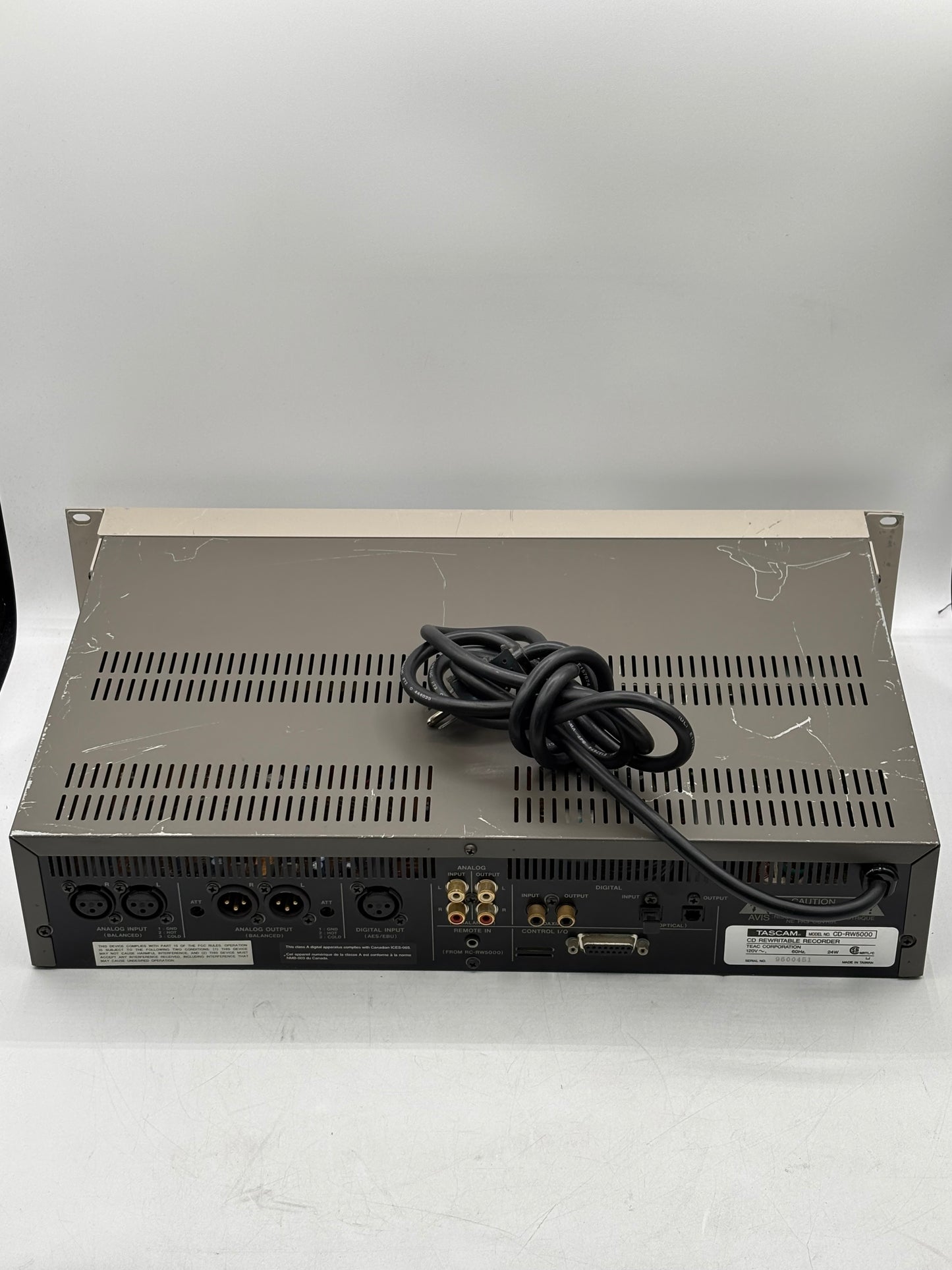 TASCAM CD-RW5000 Professional CD Rewritable Recorder 120V 60Hz (FREE SHIPPING)