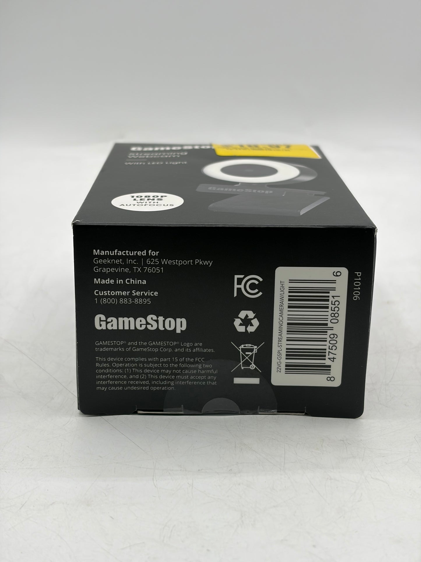 GameStop Streaming Webcam w/ LED Light 1080p Autofocus Black