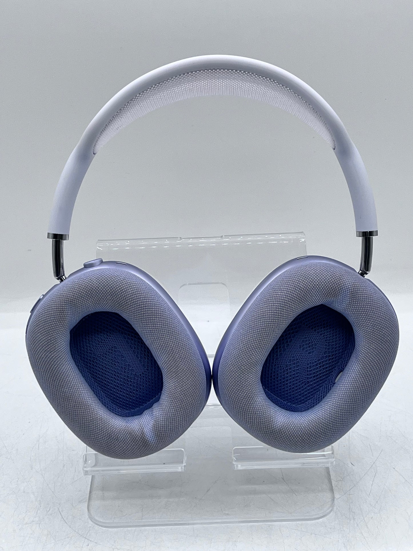 Apple AirPod Pro Max Headphones Case Purple USB-C Bluetooth Noise Cancellation