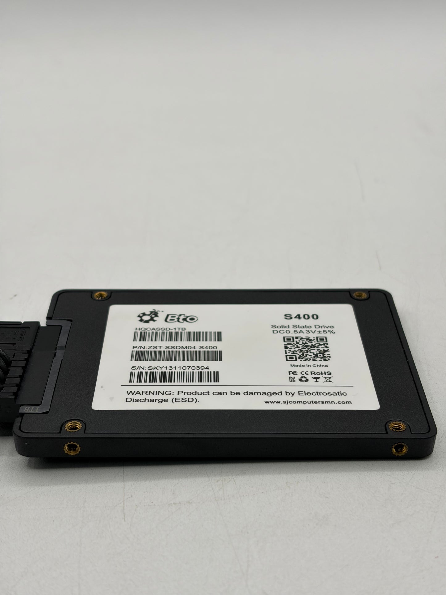 BTO S400 HQCASSD-1TB 1TB SATA III 2.5" Solid State Drive Black