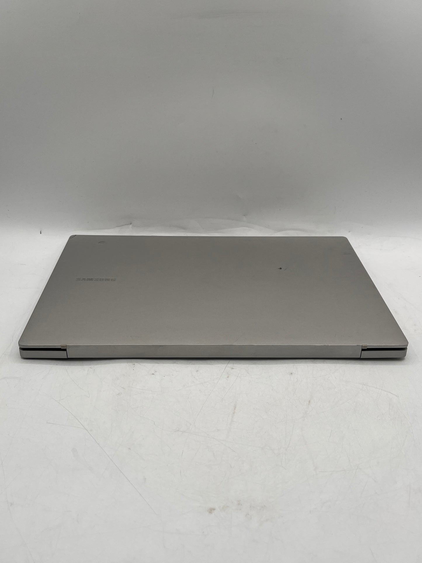 Samsung Galaxy Book Go 14-inch 2021 Snapdragon 7c Gen 2 4GB 128GB Laptop - Broken Silver