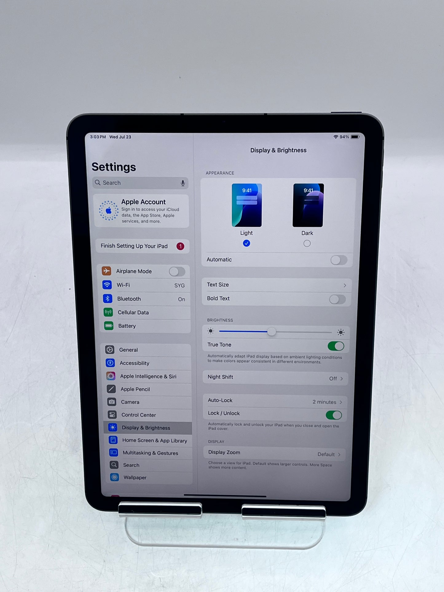 Apple iPad Air Unlocked (5th Generation) 64GB Space Gray Wi-Fi + Cellular A2589