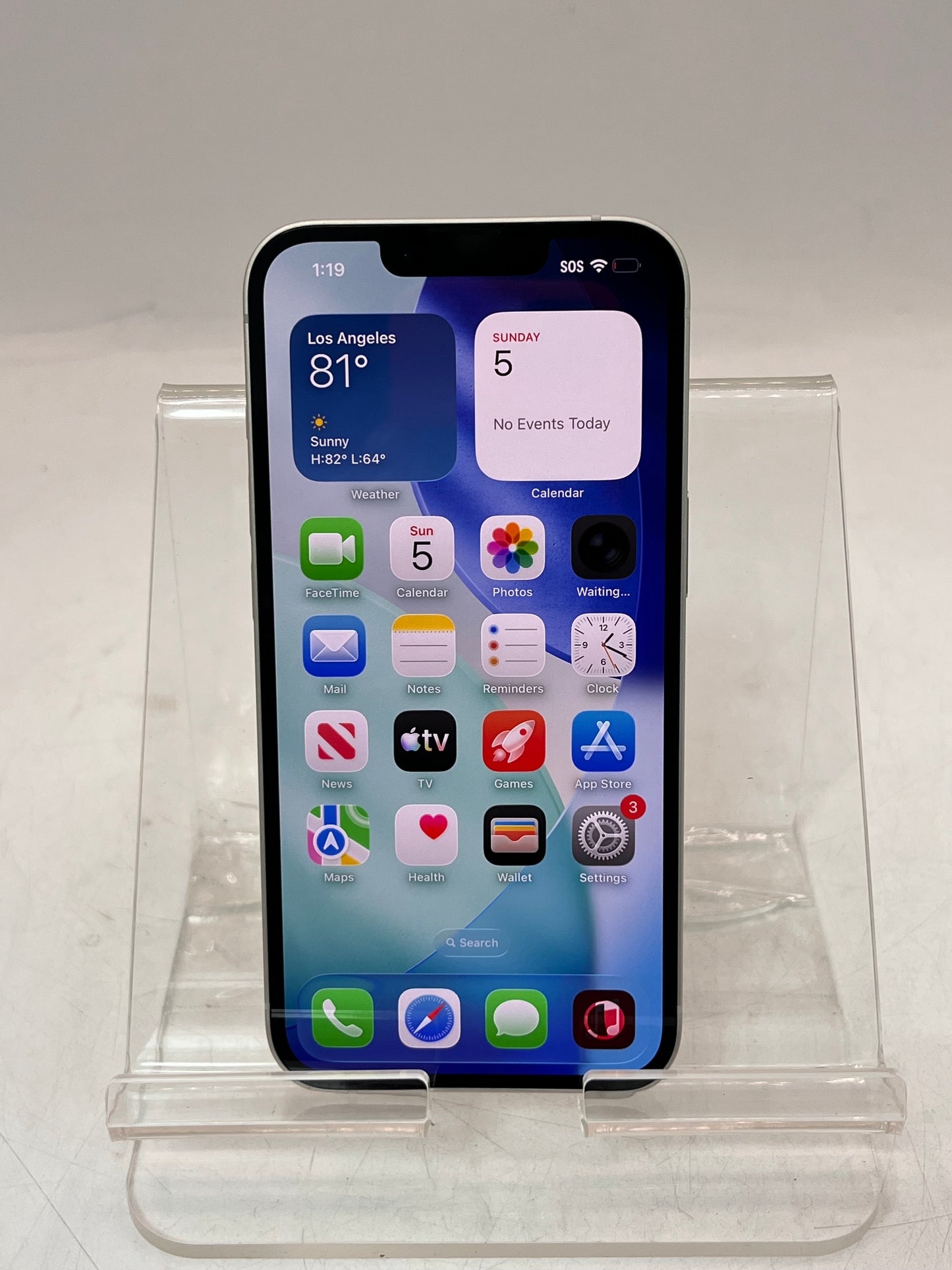 Unlocked Apple iPhone 13 MPUN3LL/A A2649  128GB Smart Phone White 100% BATT