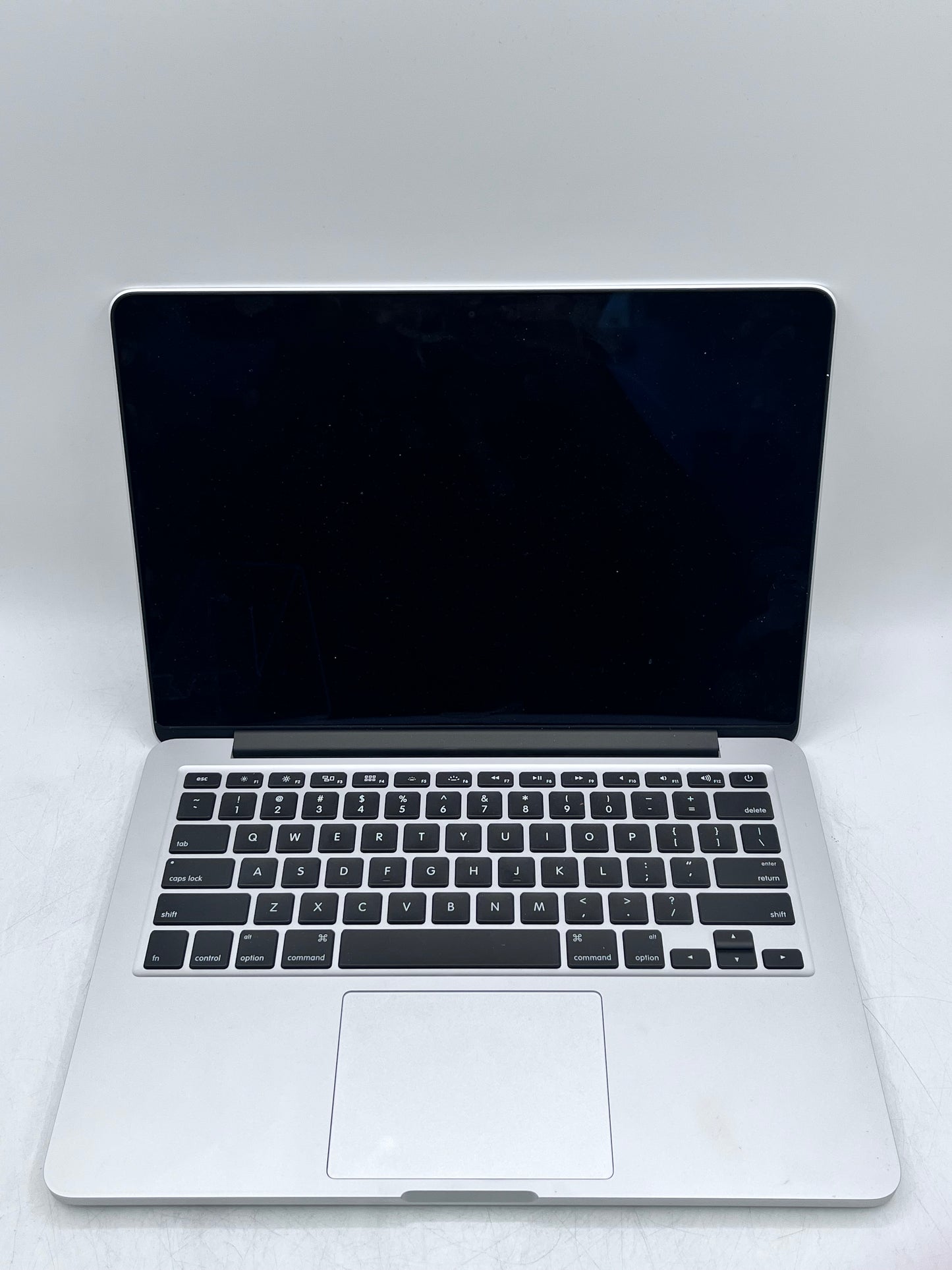 MacBook Pro Retina 13" A1425 2012 2.5ghz Intel i5 8GB 128GB - Silver 5 CYCLE COUNT