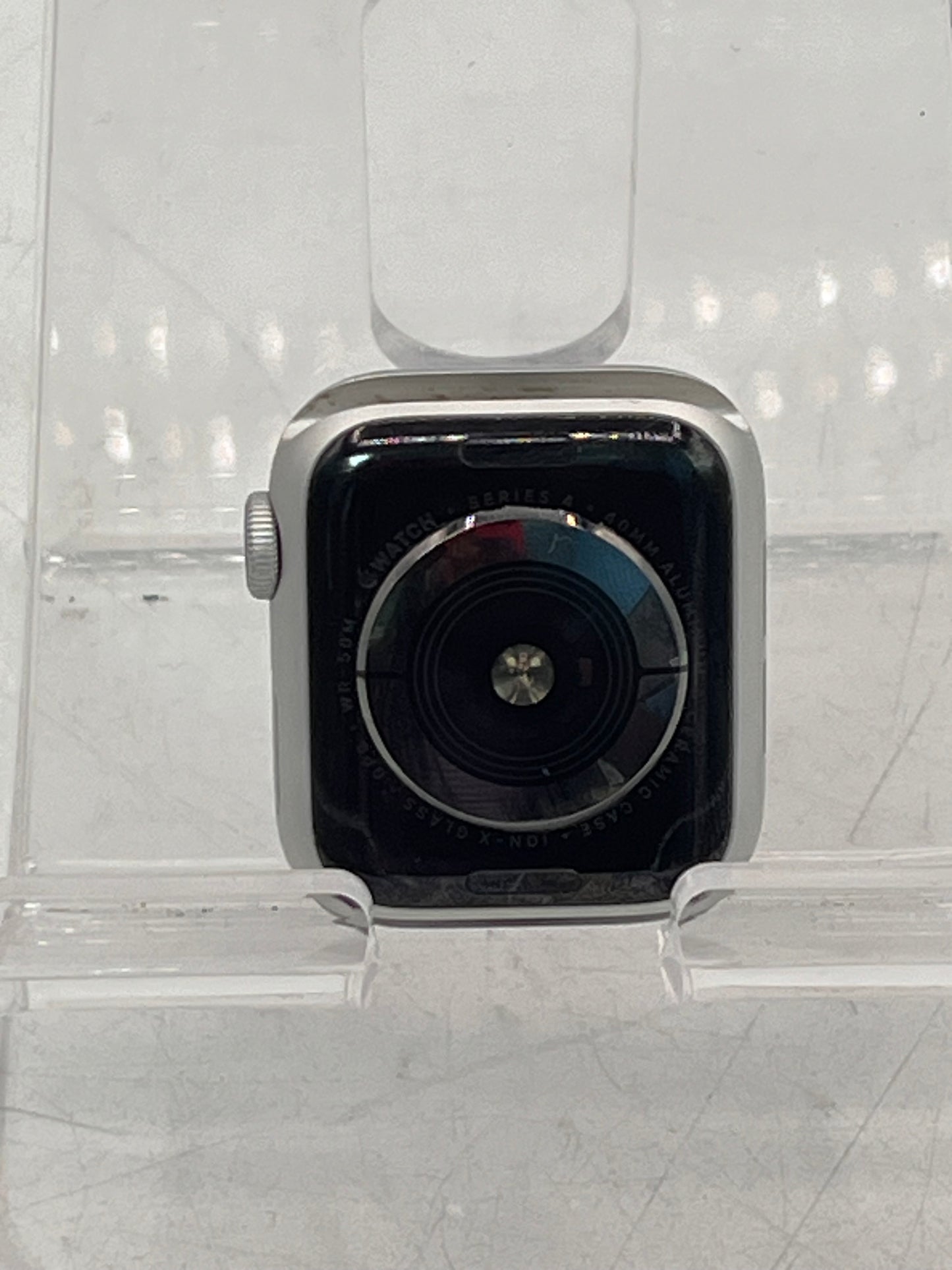Apple Watch Series 4 GPS A1977 (2018) 40mm Aluminum Smart Watch Silver