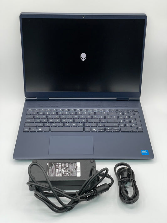 Alienware 16 AURORA 16" Core 7 240H 16GB RAM 1TB SSD GeForce RTX 5050