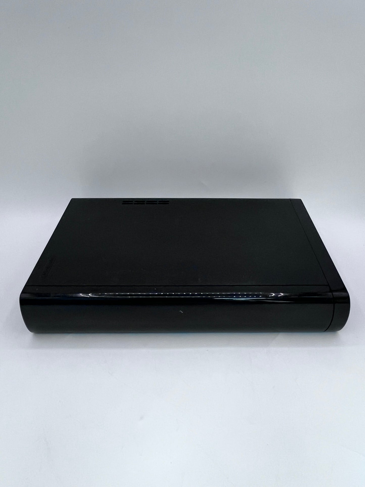 Nintendo Wii U WUP-010 2012 Video Game System with One Controller - Black