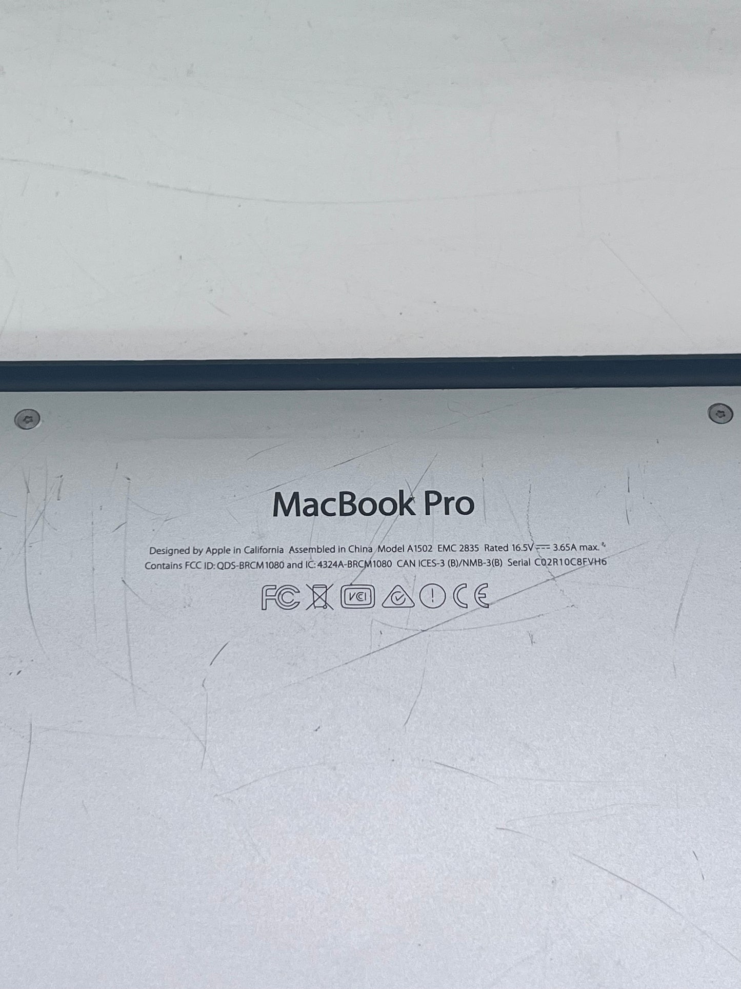 Apple MacBook Pro 13" A1502 2015 - Silver