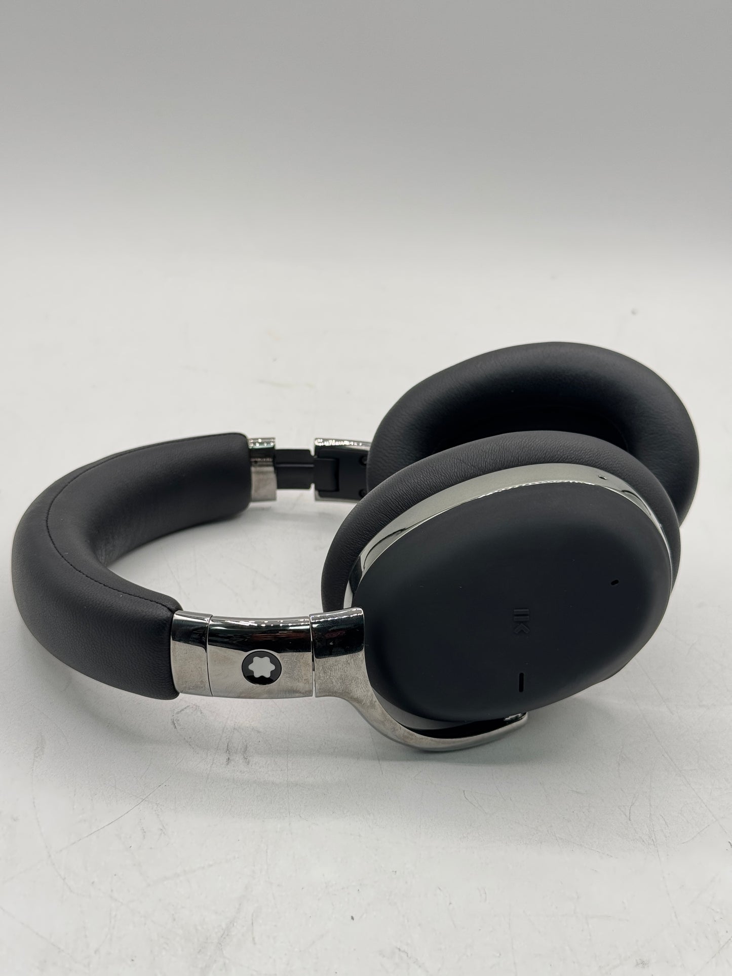 Montblanc MB 01 Wireless Over-Ear Headphones Black, Active Noise Cancelling EXCELLENT