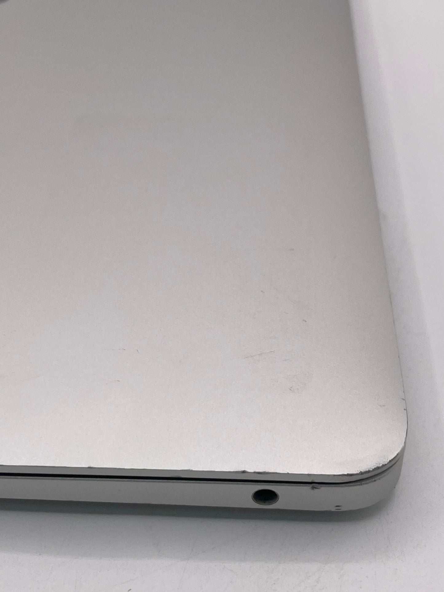 2020 Apple MacBook Air 13.3" M1 7C 8GB 128GB A2337 REMOTELY MANAGED