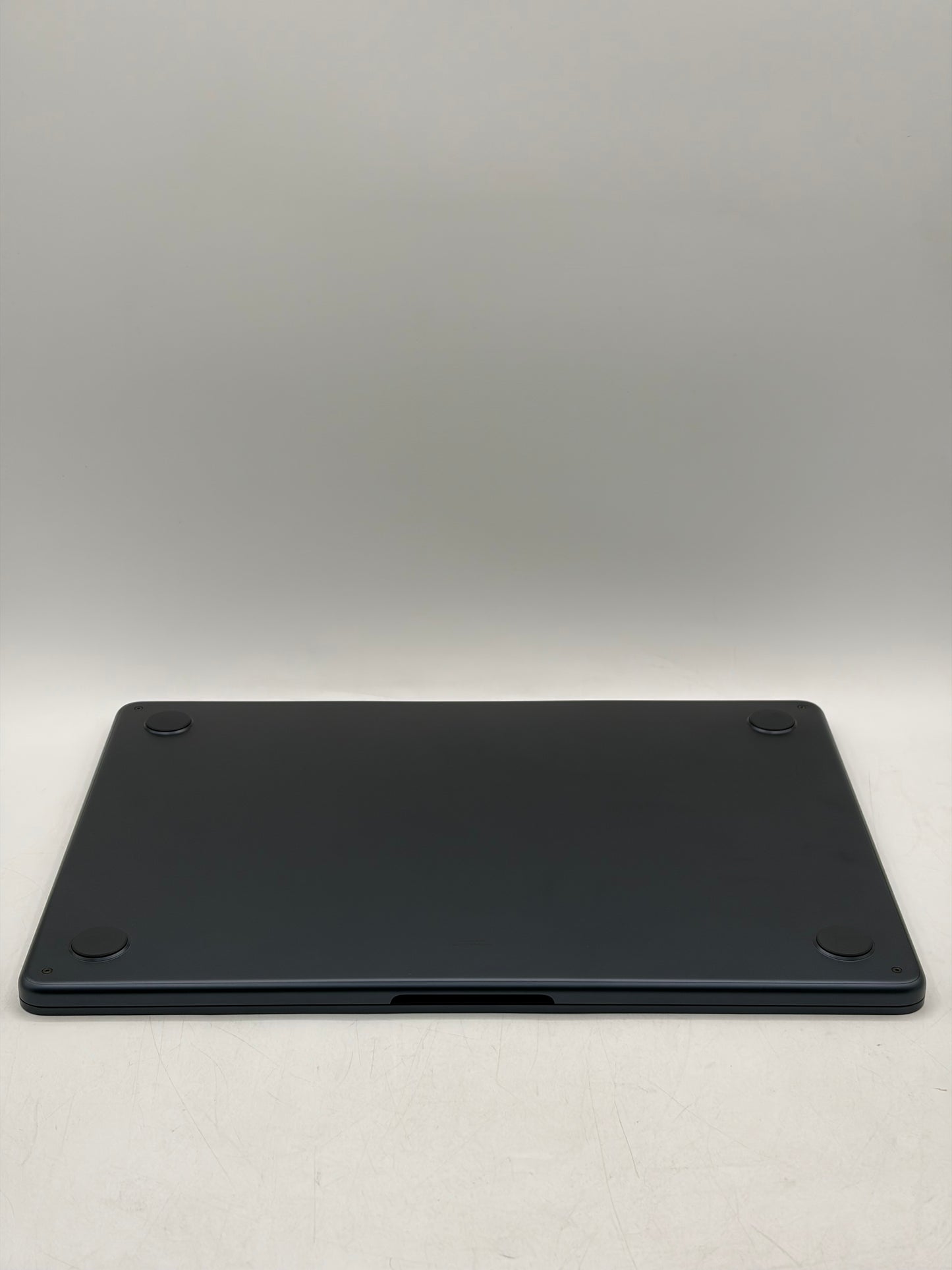 2022 Apple MacBook Air 13.3" 8C M2 8C GPU A2681 16GB 256GB 32 Cycle Count MIDNGT
