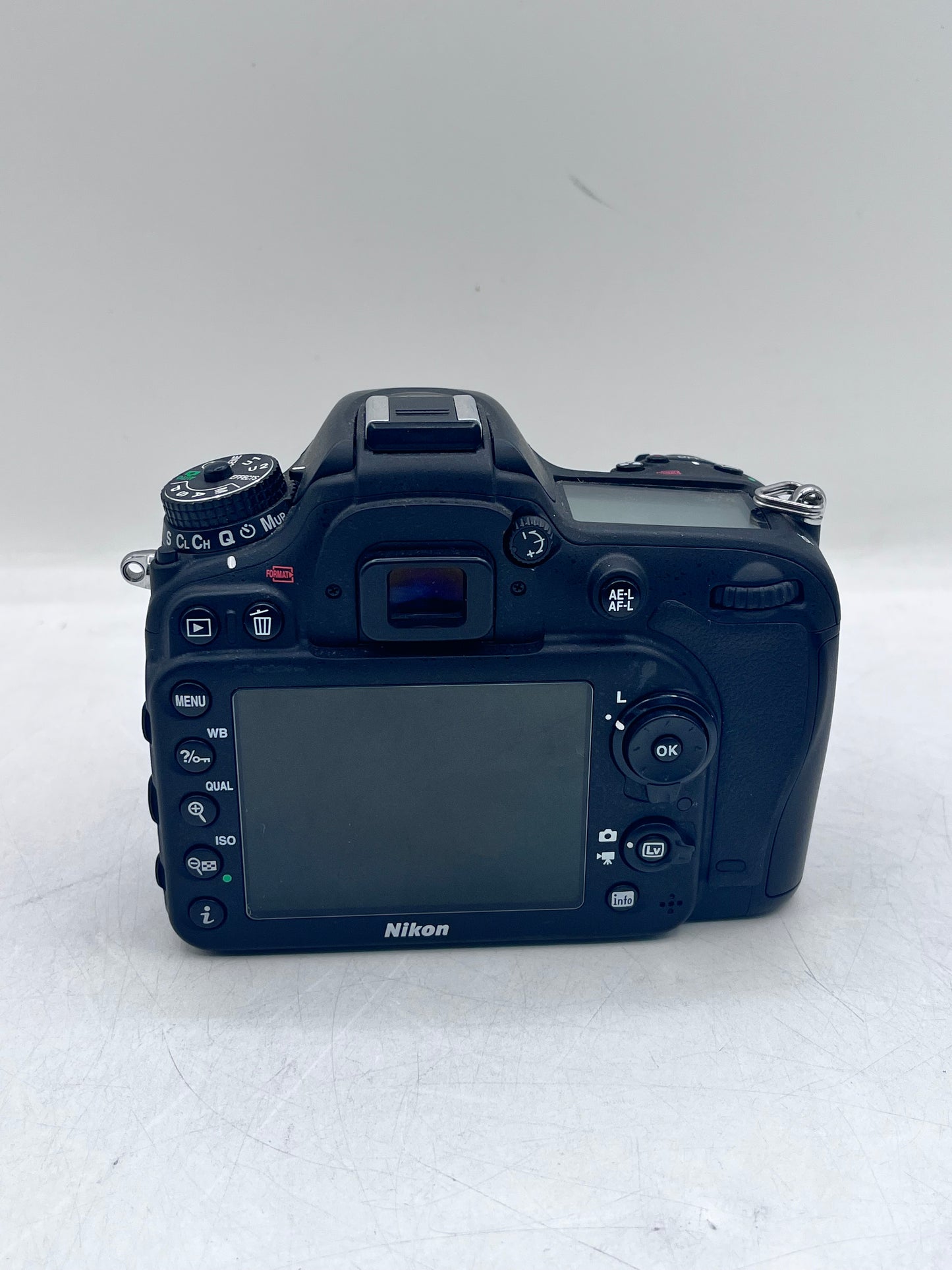 Nikon D7100 24.1MP Digital SLR Camera - Black Manual Focus Only