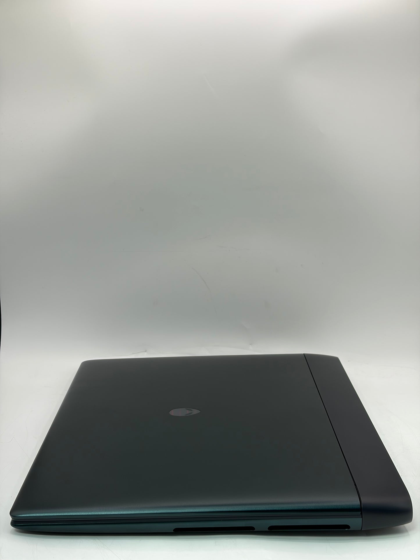 Dell Alienware 18 Area 51 Laptop Core U9 275HX 64GB 2TB RTX 5090 Blue
